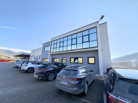 Opificio in vendita a Fabriano, PERIFERIA