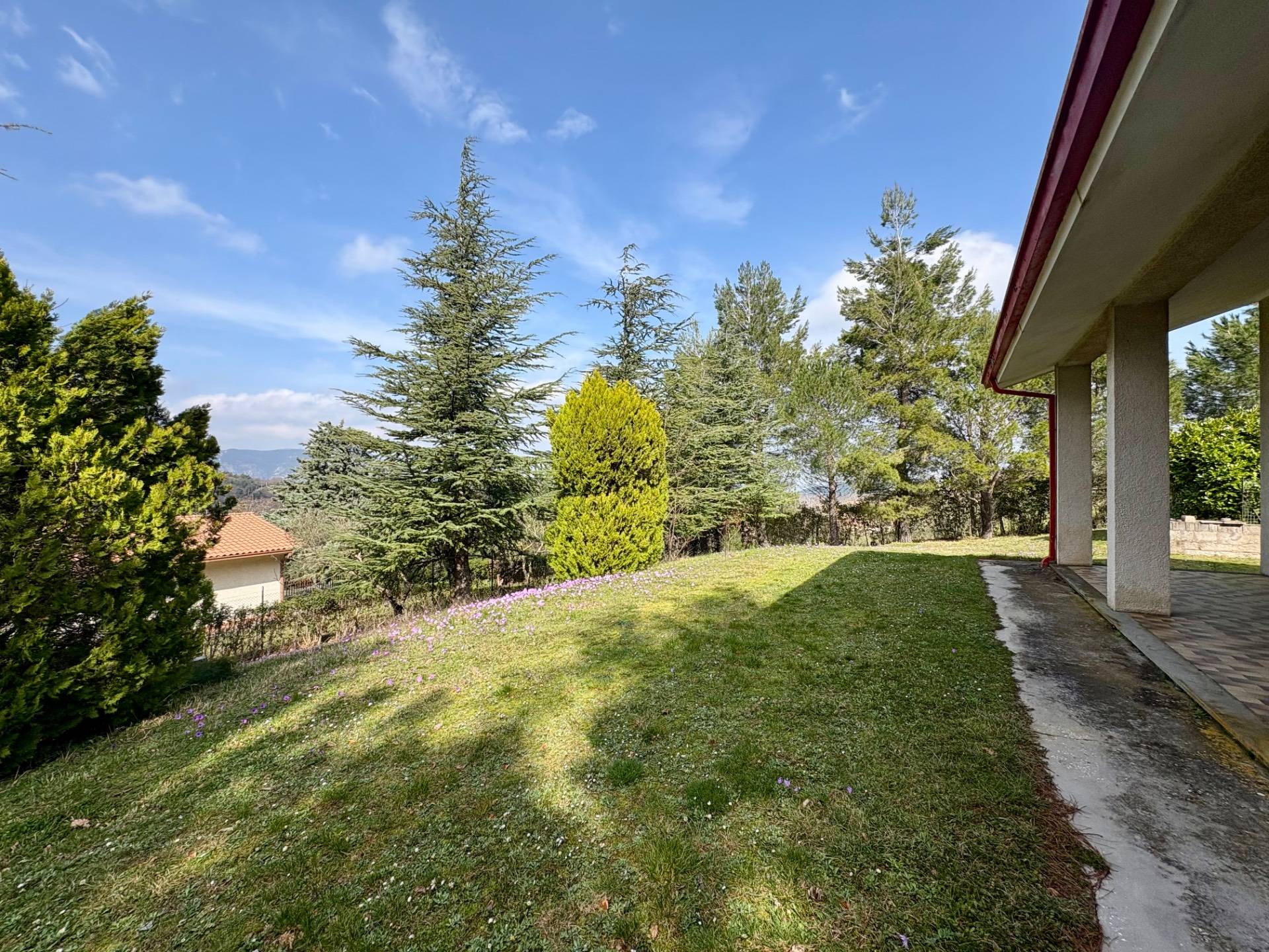 Casa singola in vendita a Fabriano, FRAZIONI