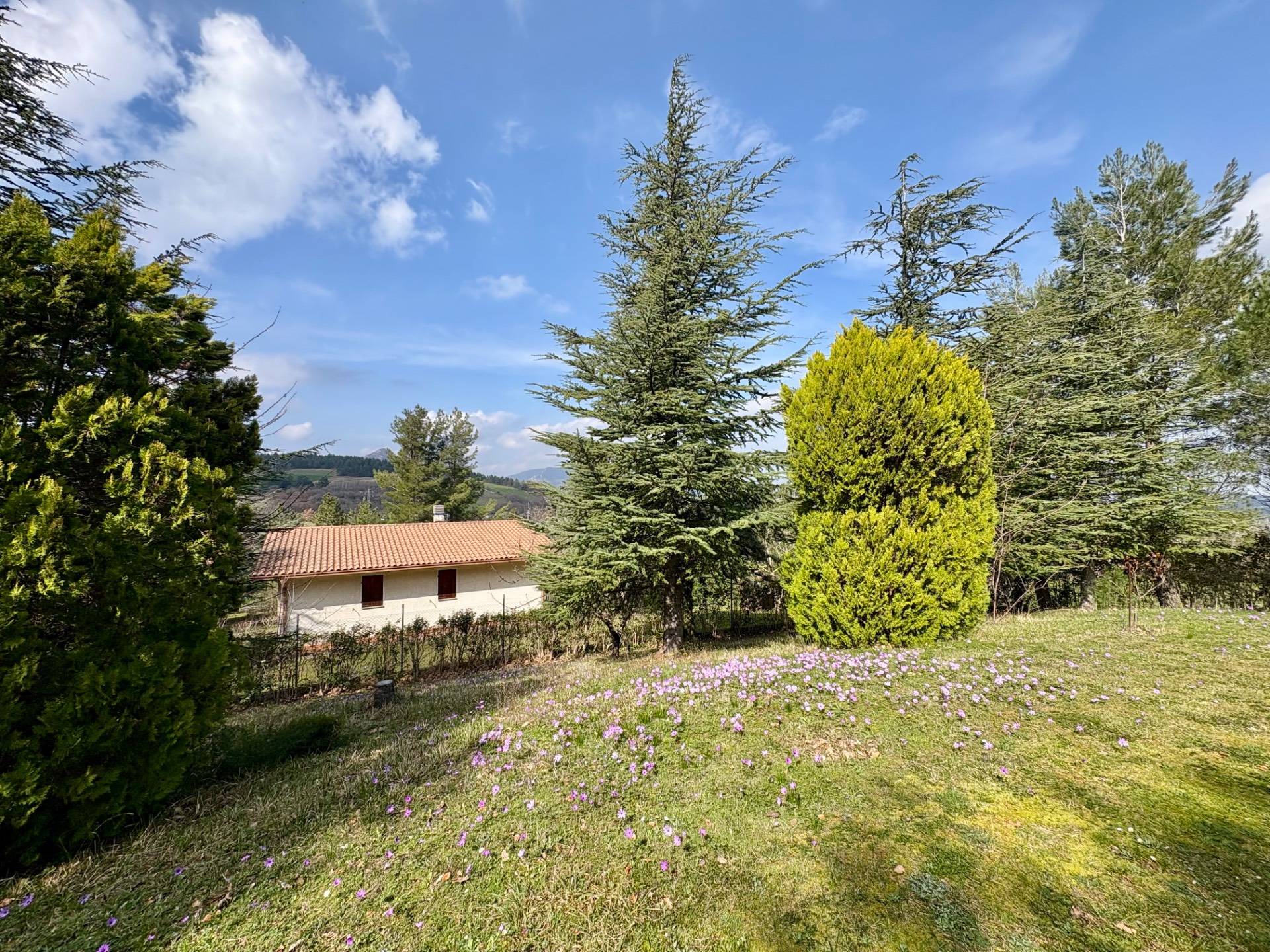 Casa singola in vendita a Fabriano, FRAZIONI