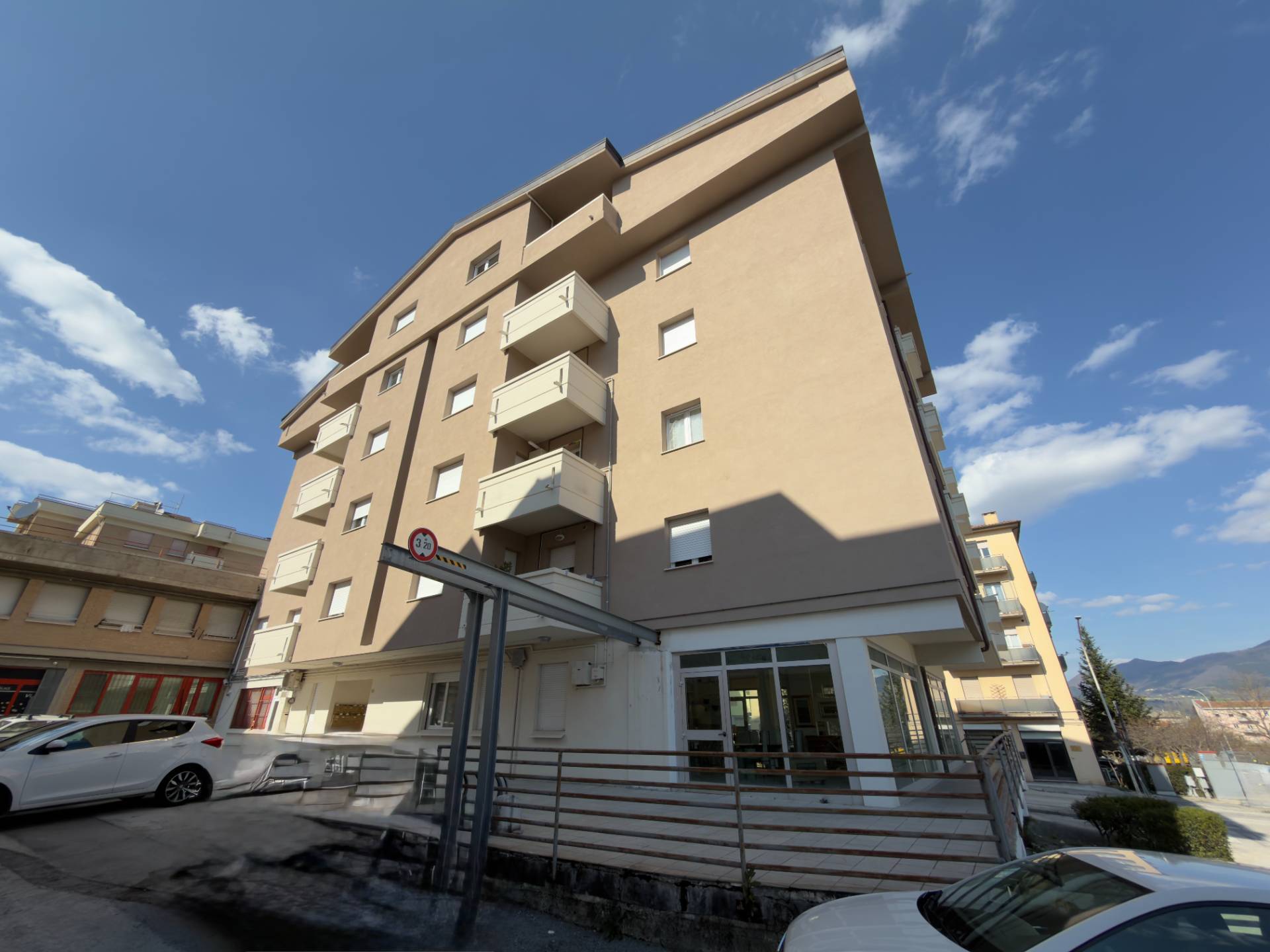 Attico in vendita a Fabriano, SEMI PERIFERIA