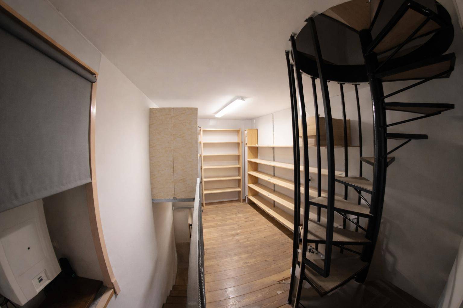 Locale commerciale in affitto a Fabriano, CENTRO STORICO