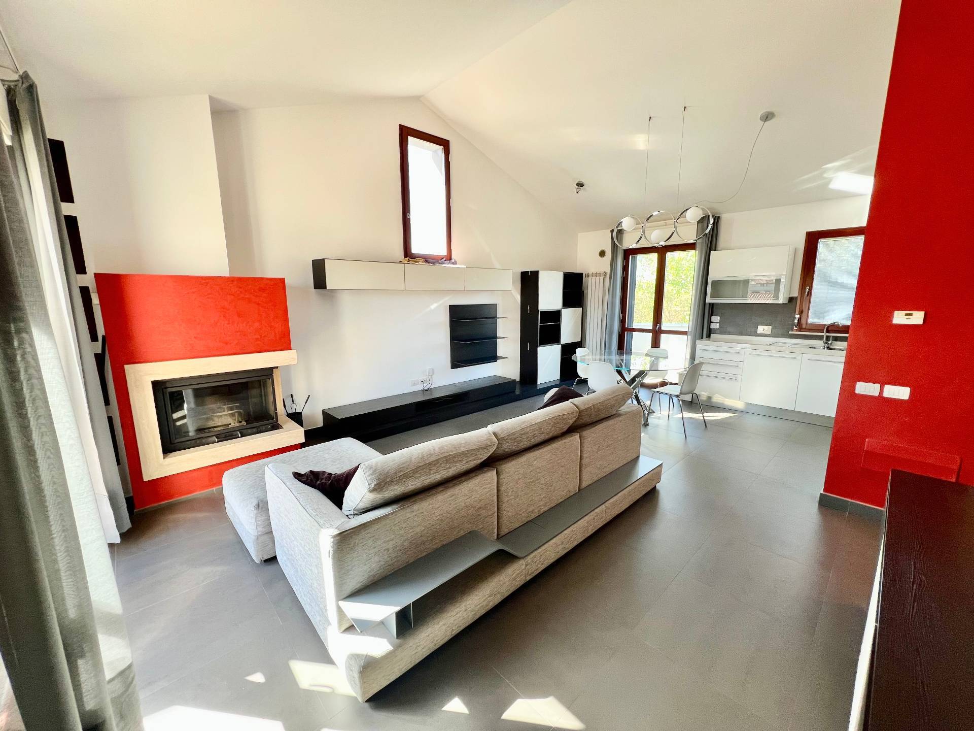 Attico in vendita a Fabriano, SEMI PERIFERIA