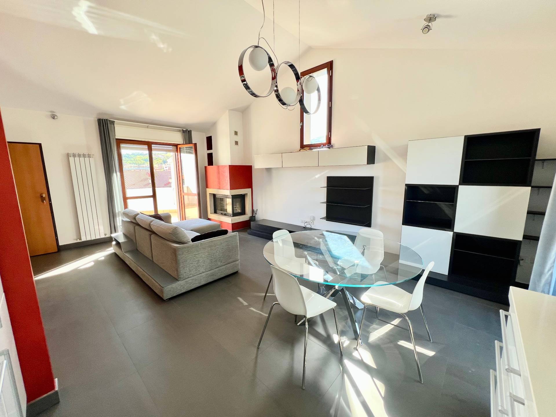 Attico in vendita a Fabriano, SEMI PERIFERIA