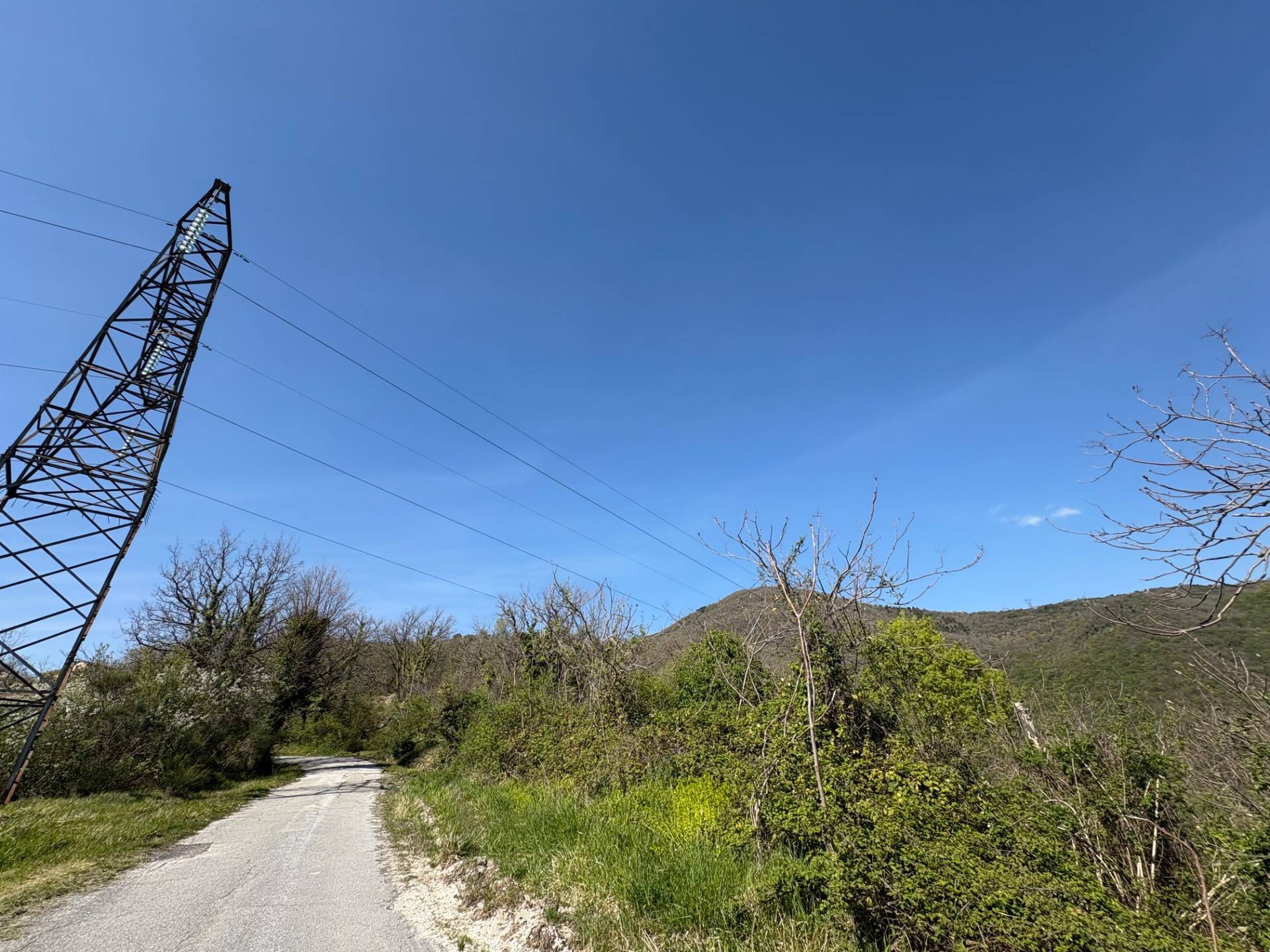 Rustico in vendita a Fabriano