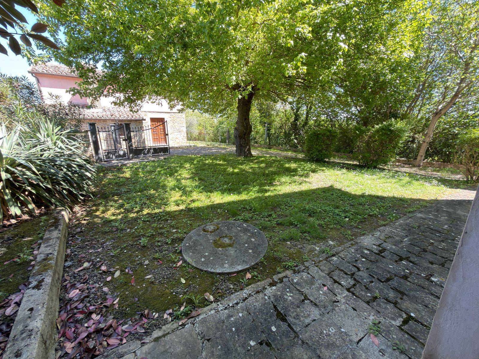 Casolare in vendita a Serra San Quirico, Sasso