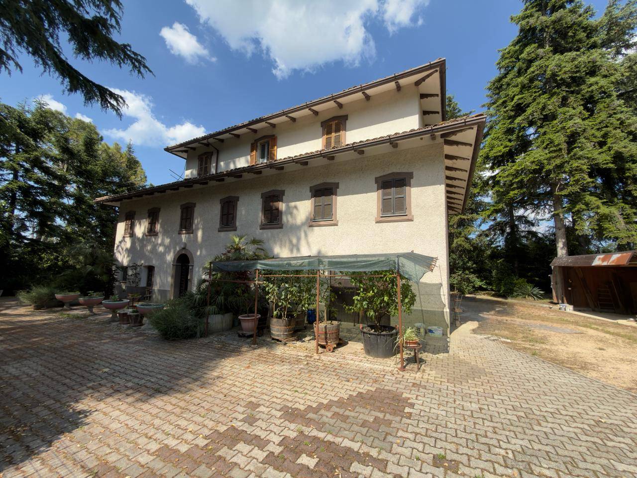 Villa in vendita a Tolentino