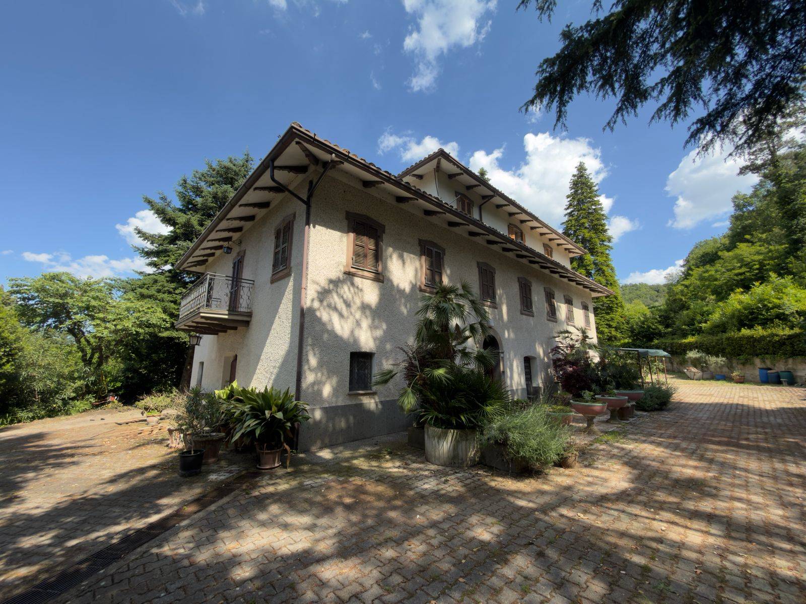 Villa in vendita a Tolentino