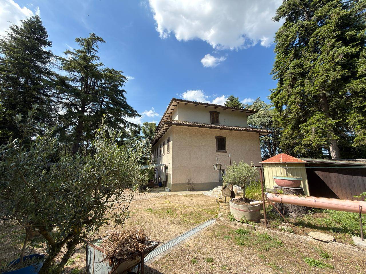 Villa in vendita a Tolentino