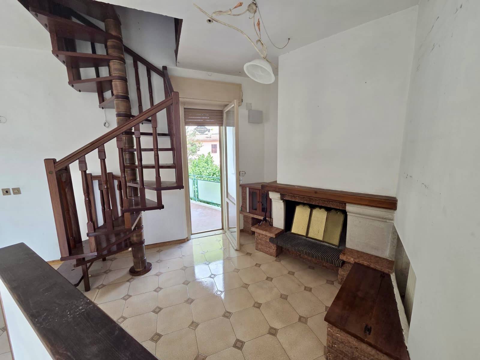 Casa singola in vendita a Fabriano, FRAZIONI