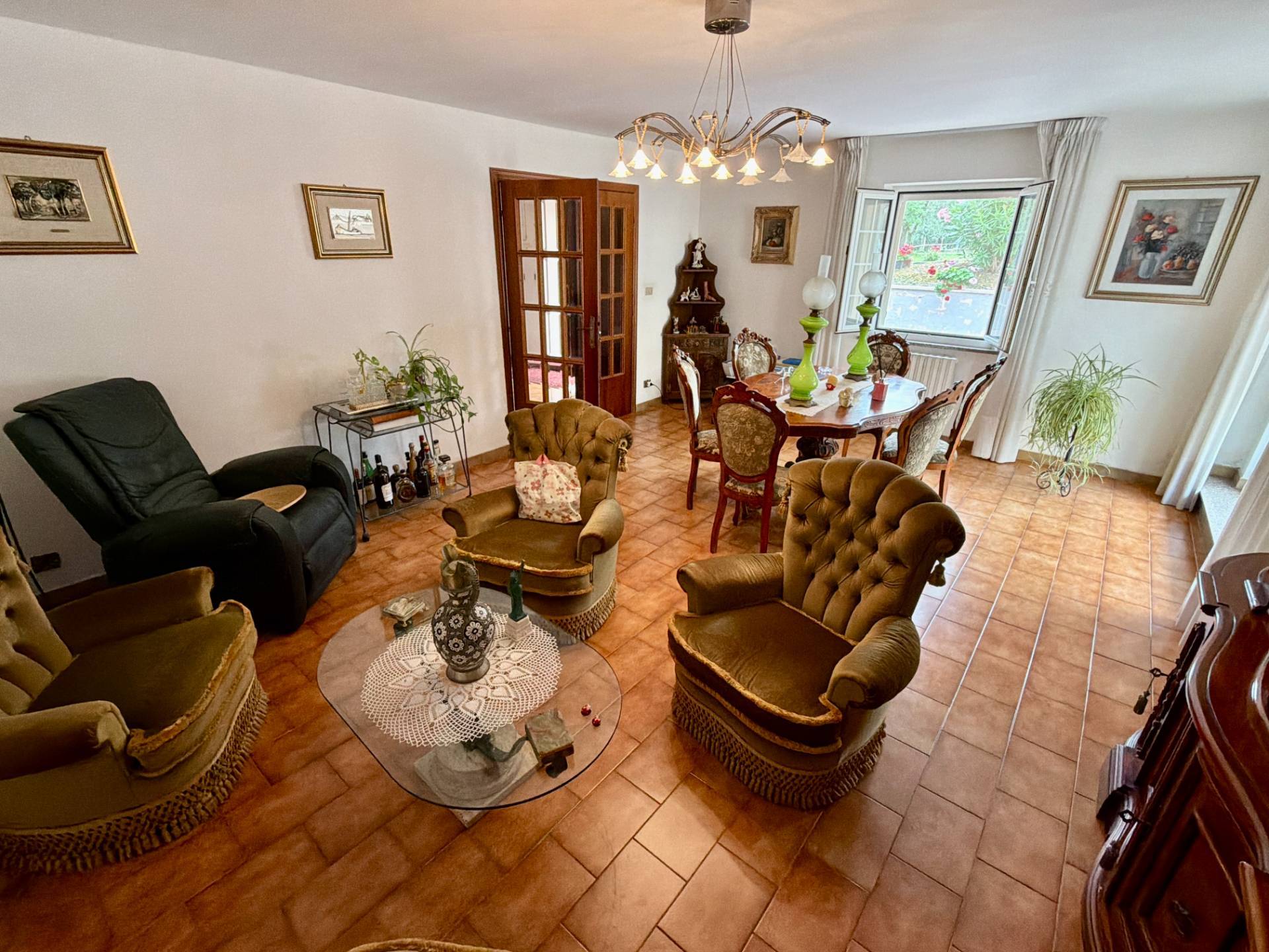 Villa in vendita a Jesi