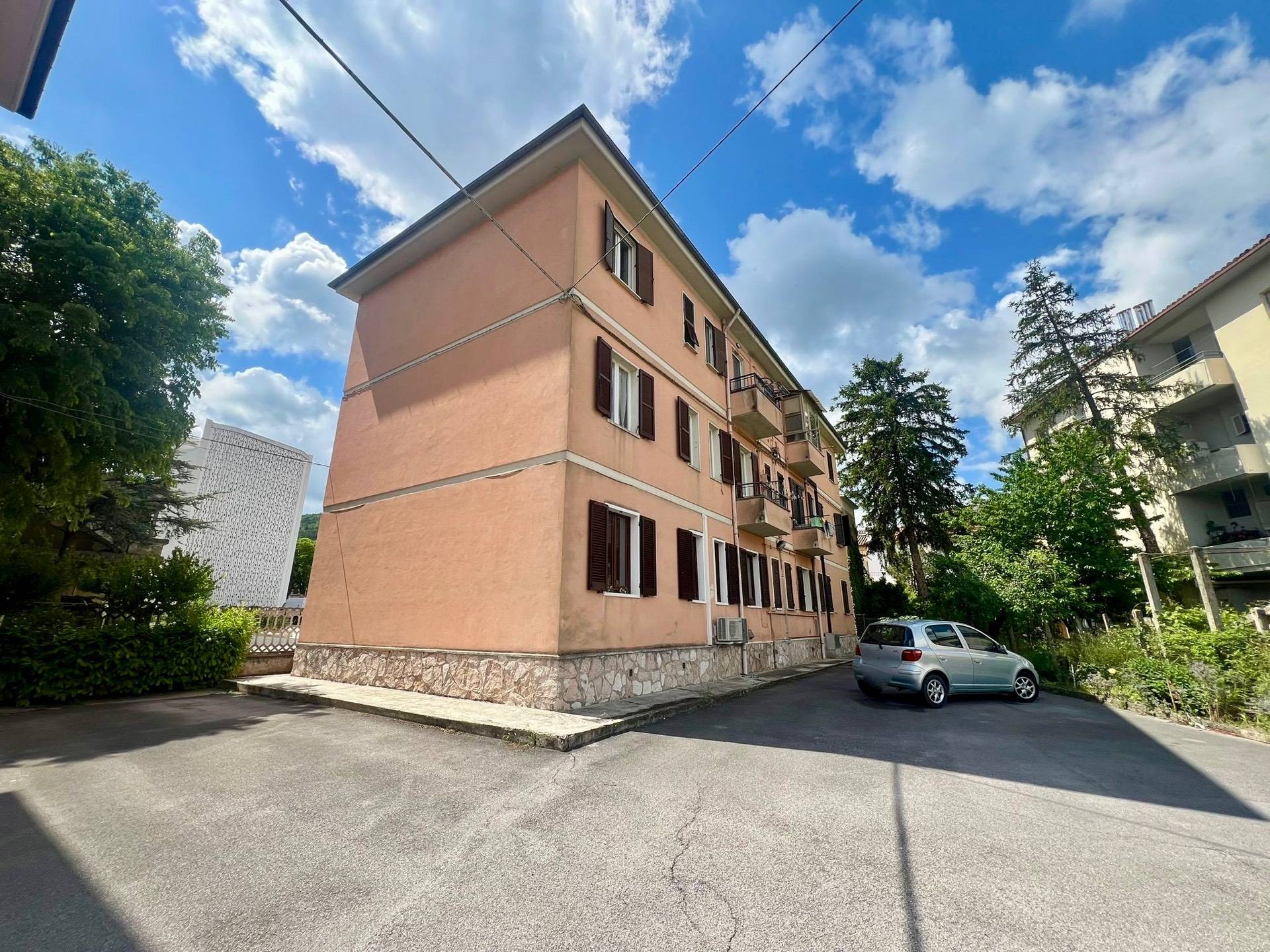Appartamento in vendita a Fabriano, SEMI PERIFERIA