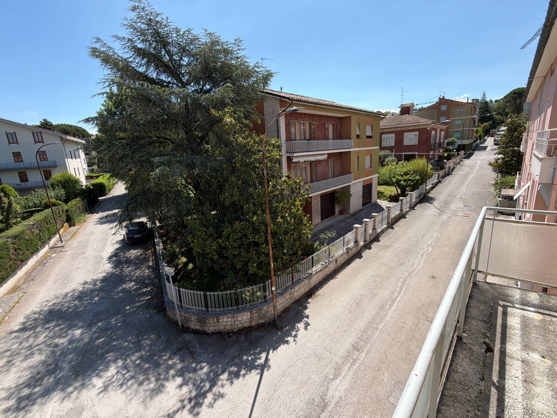 Appartamento in vendita a Fabriano, SEMI PERIFERIA