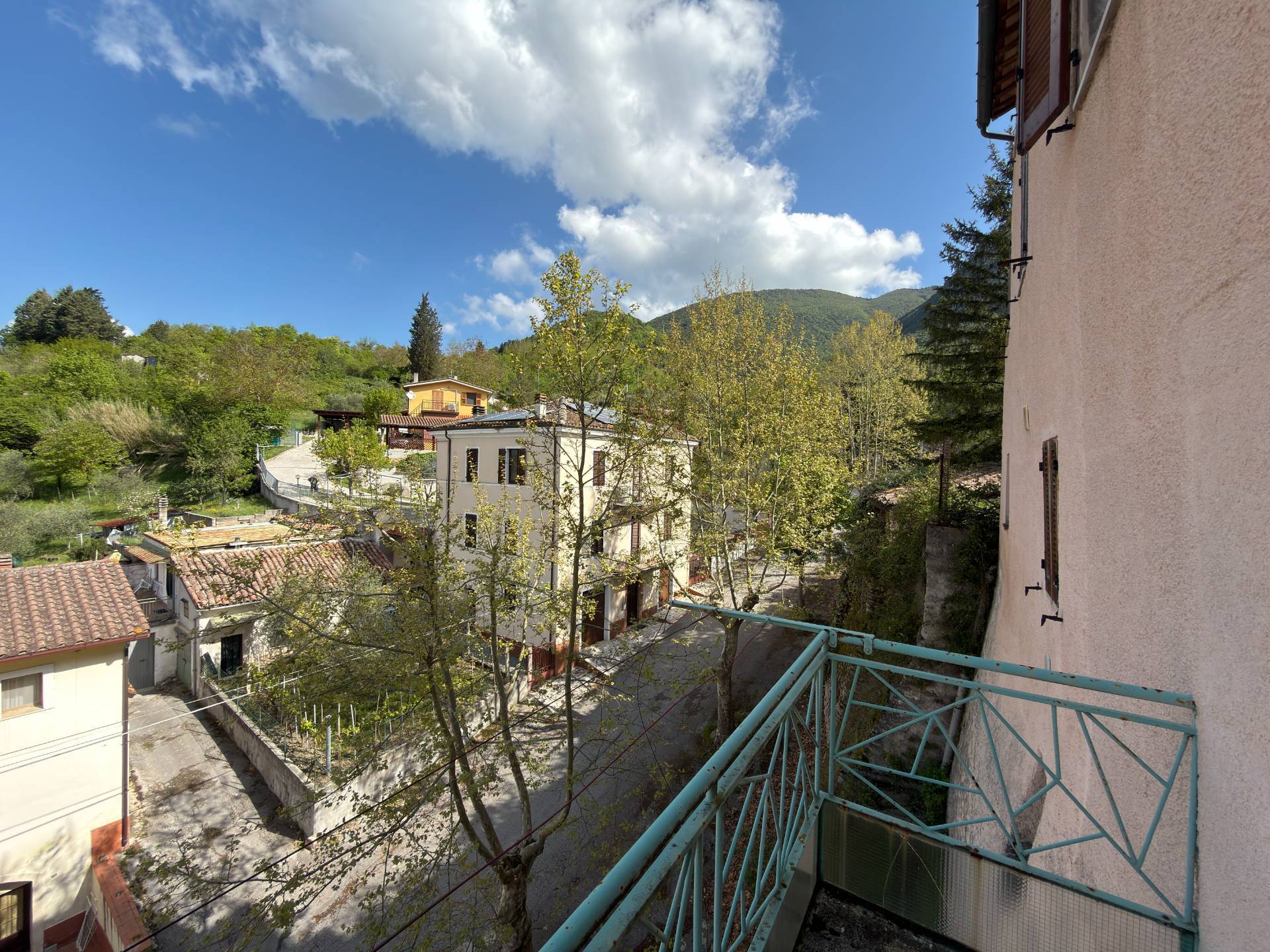 Cielo Terra in vendita a Fabriano, FRAZIONI