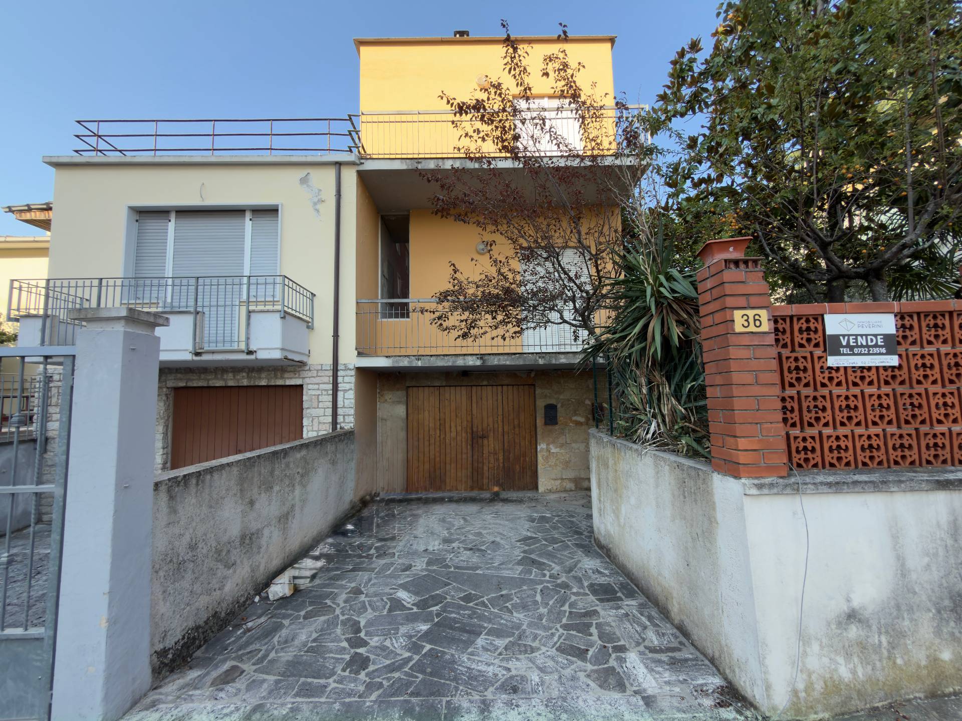 Villette a schiera in vendita a Fabriano, SEMI PERIFERIA