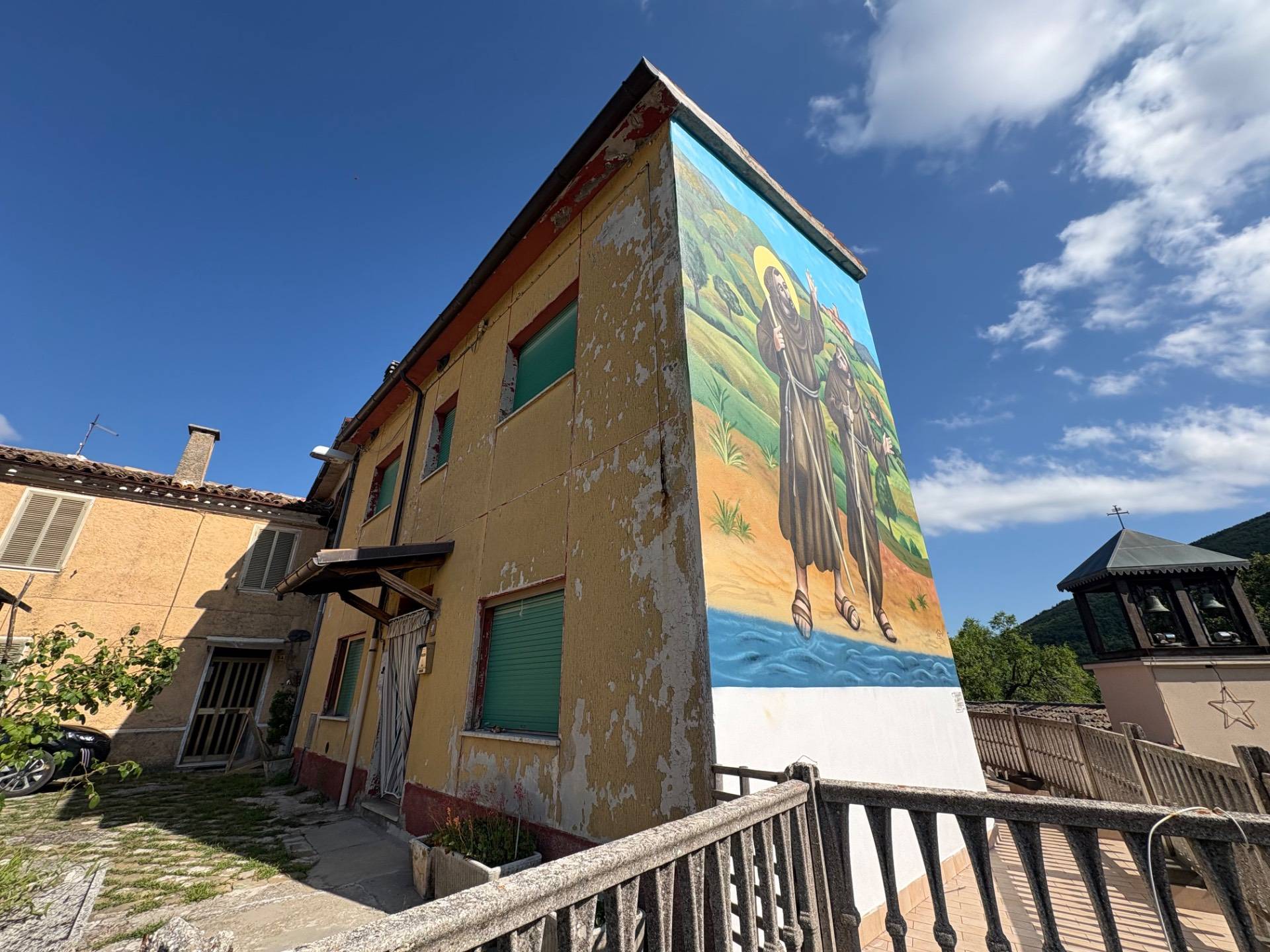 Casa singola in vendita a Fabriano, FRAZIONI
