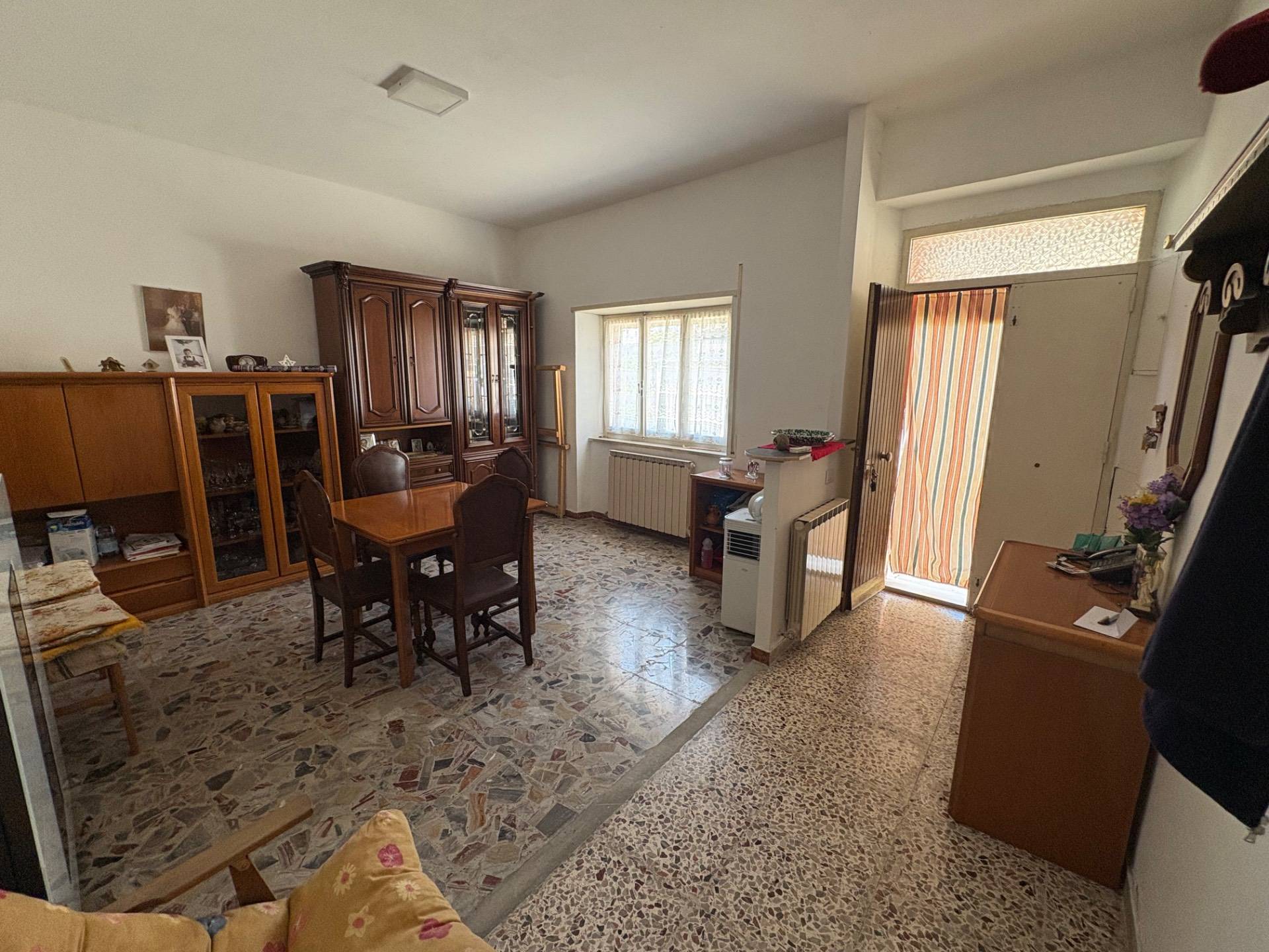 Casa singola in vendita a Fabriano, FRAZIONI