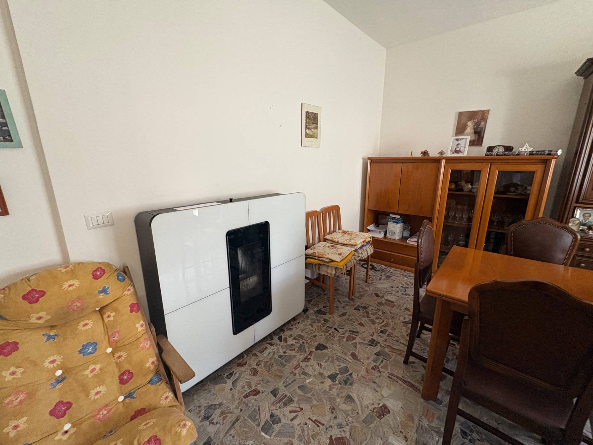 Casa singola in vendita a Fabriano, FRAZIONI