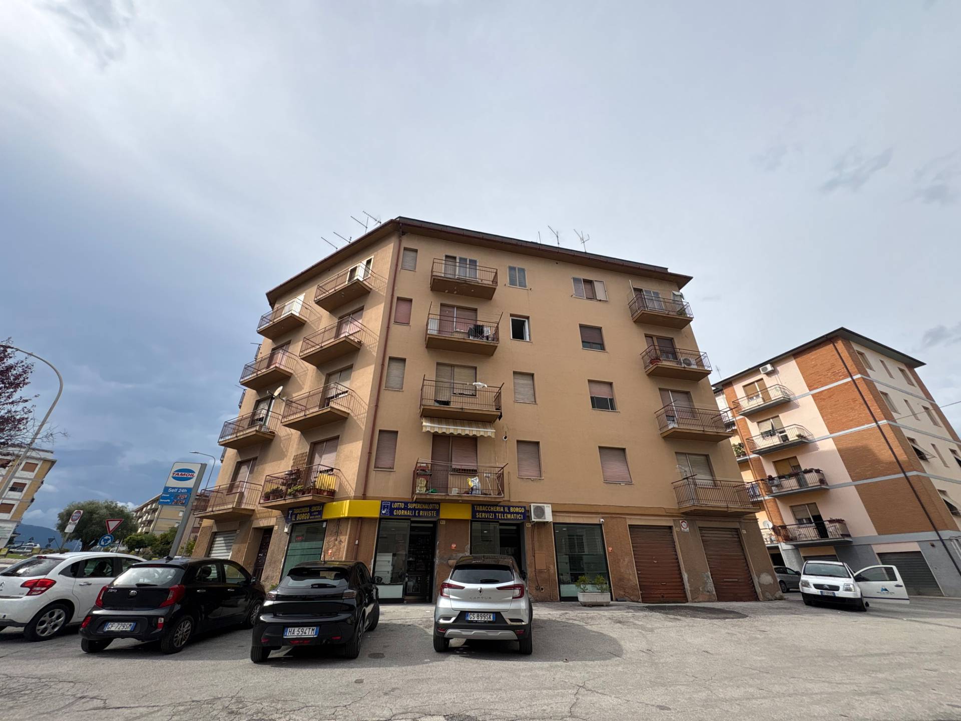 Appartamento in vendita a Fabriano, SEMI PERIFERIA
