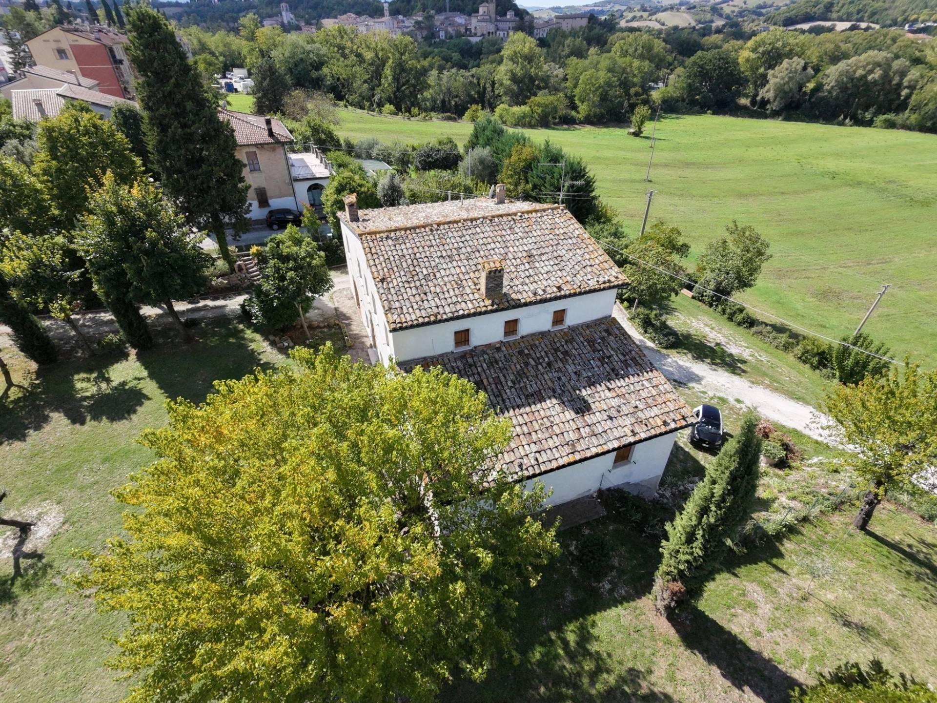 Villa in vendita a Pergola