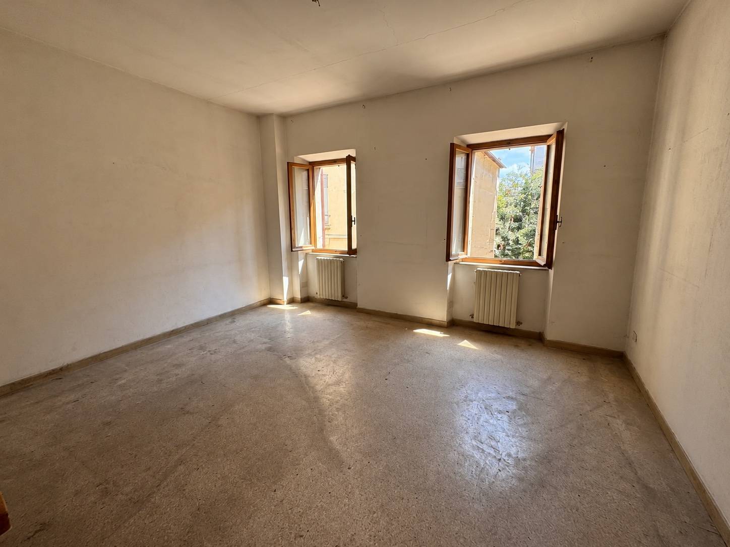 Palazzo in vendita a Jesi