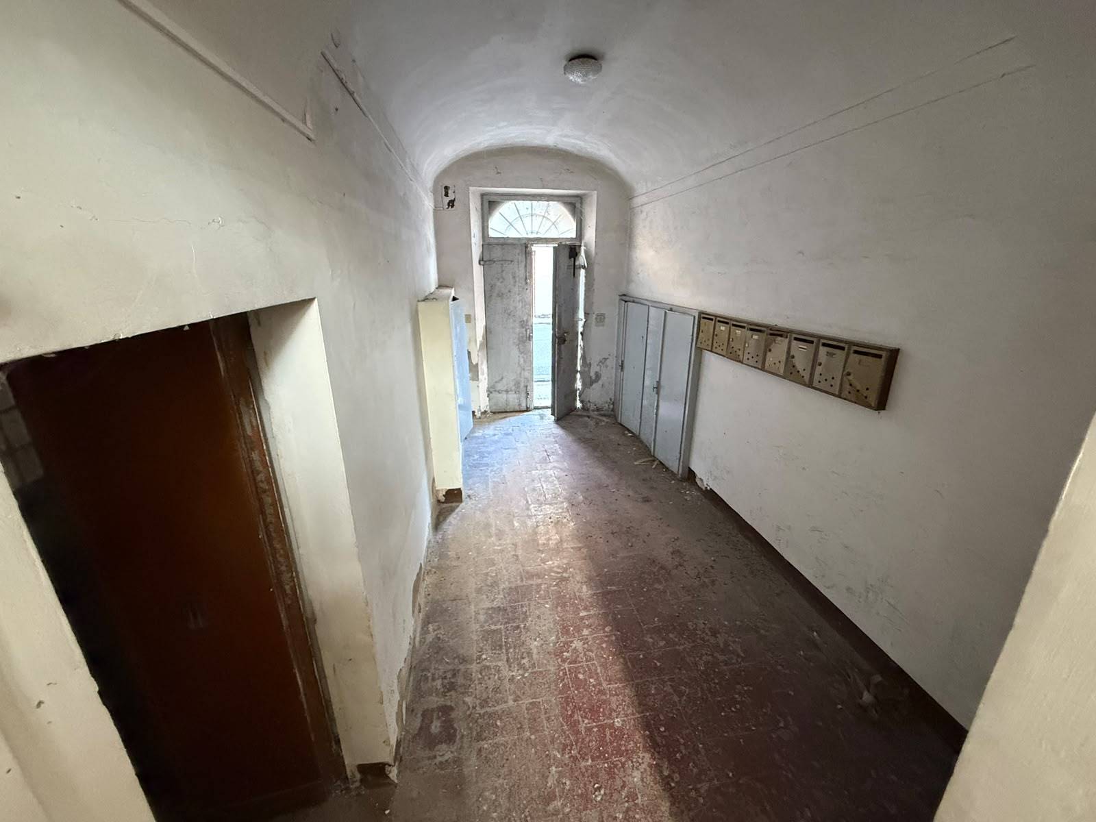 Palazzo in vendita a Jesi