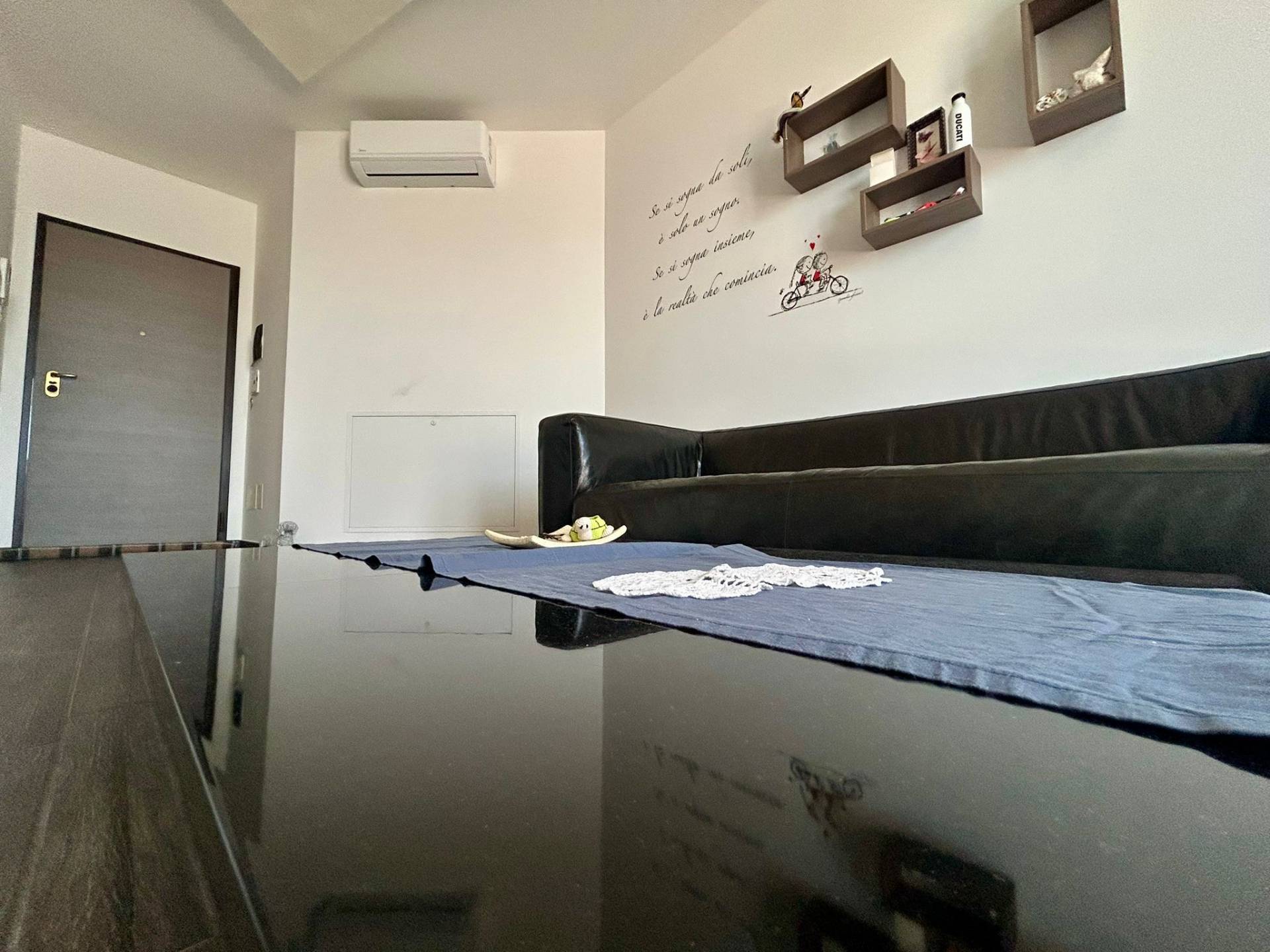 Appartamento in vendita a Cairate