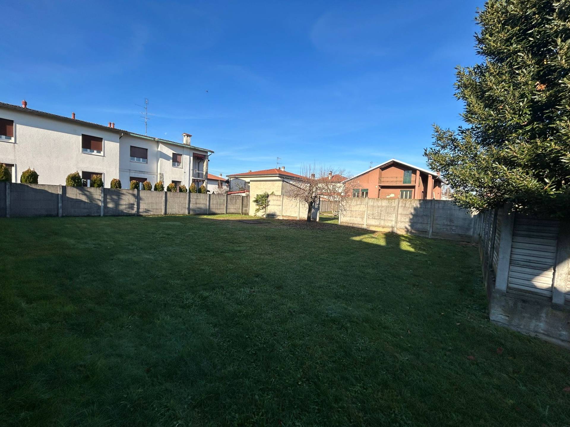 Villa in vendita a Solbiate Olona