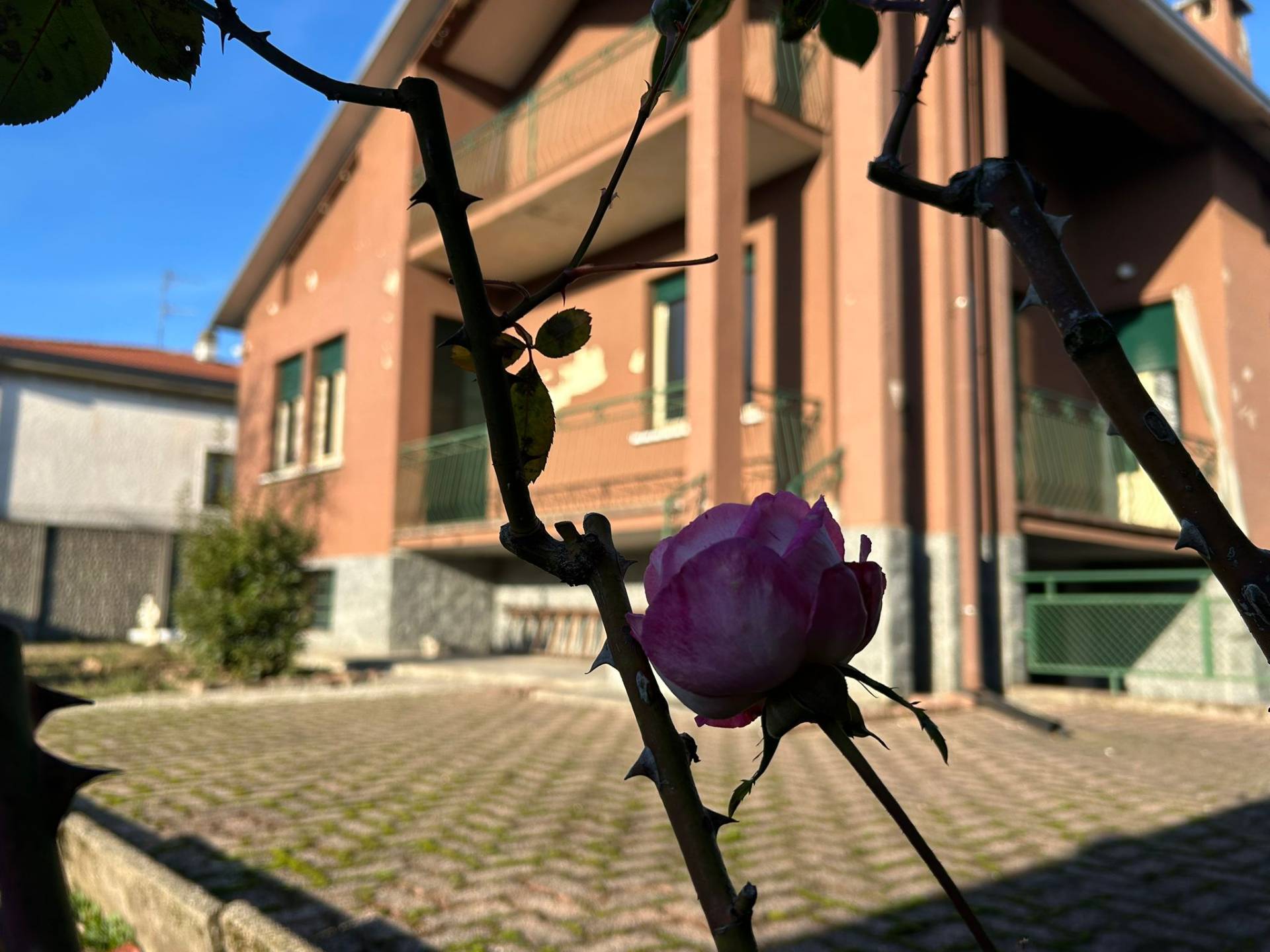 Villa in vendita a Solbiate Olona