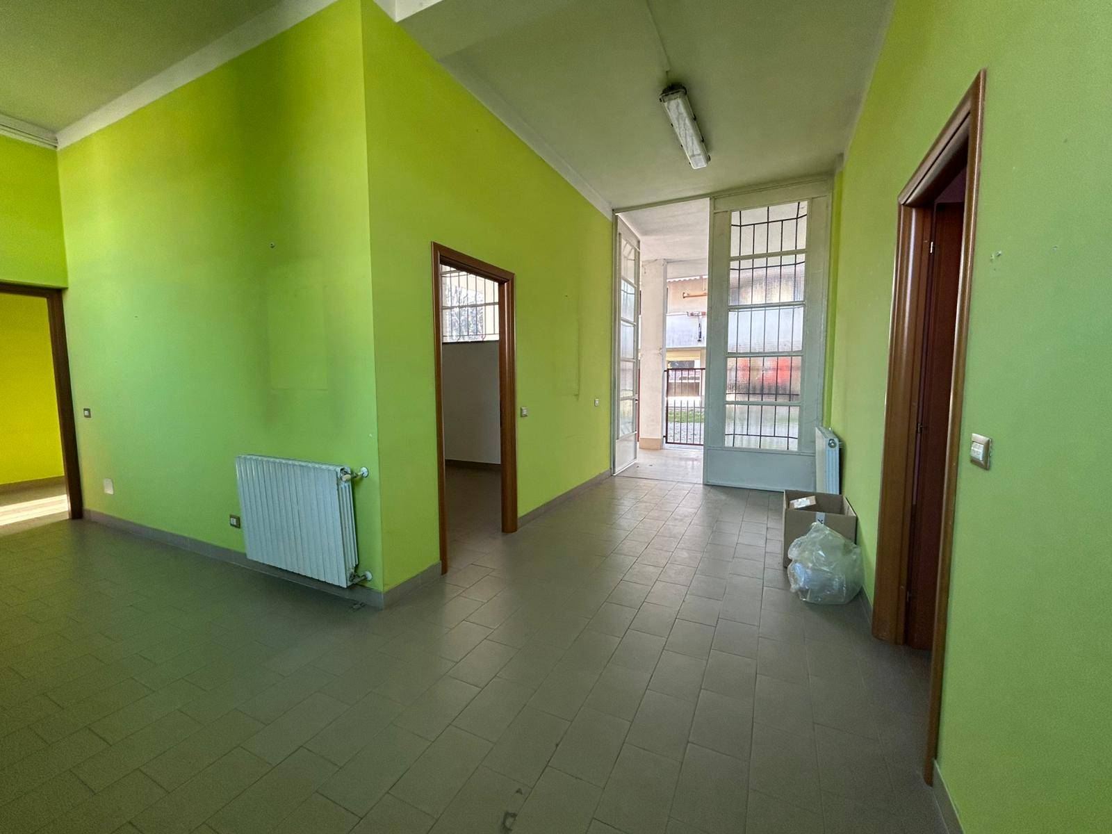 Capannone in affitto a Solbiate Olona