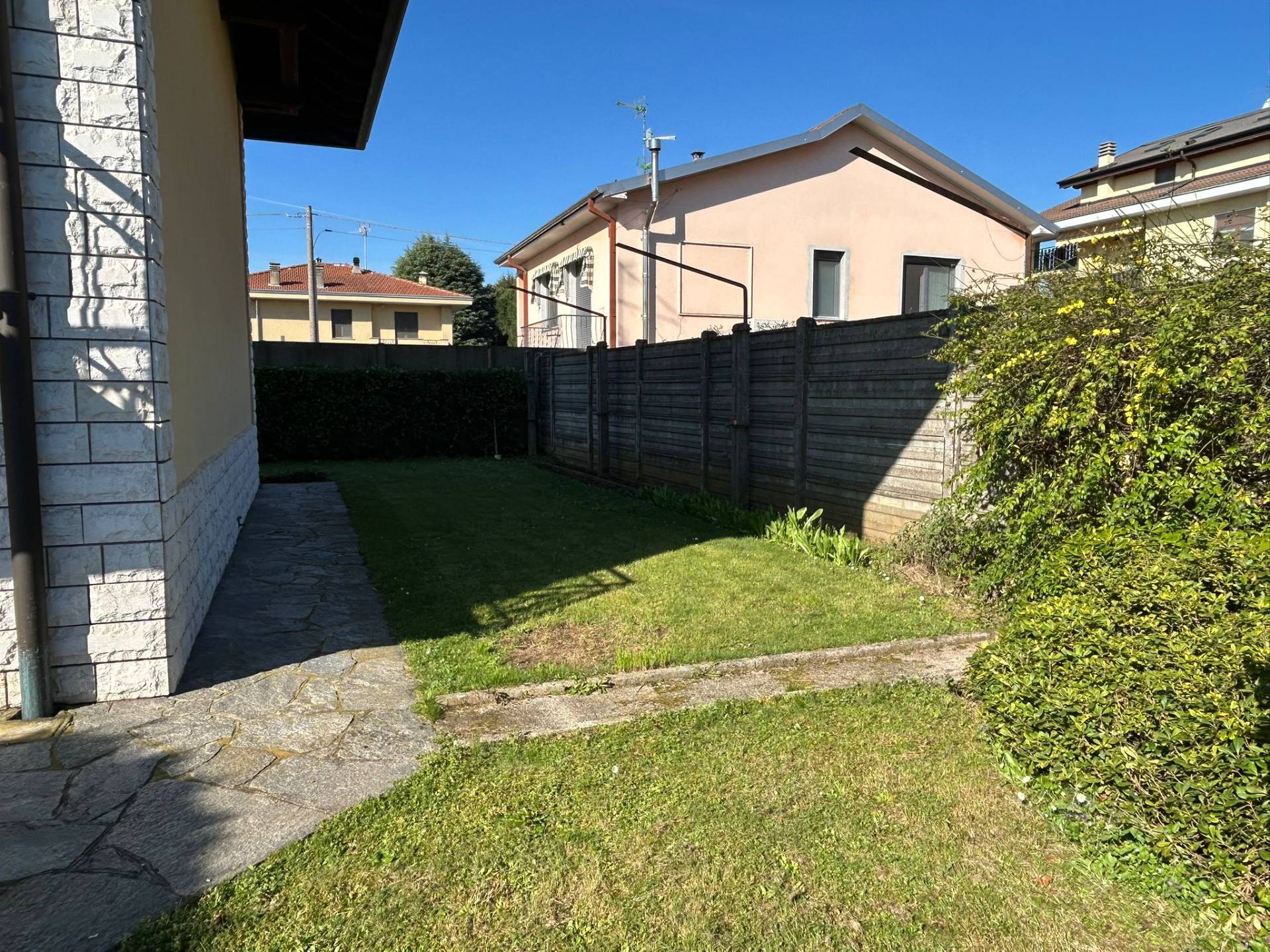 Villa in vendita a Solbiate Olona