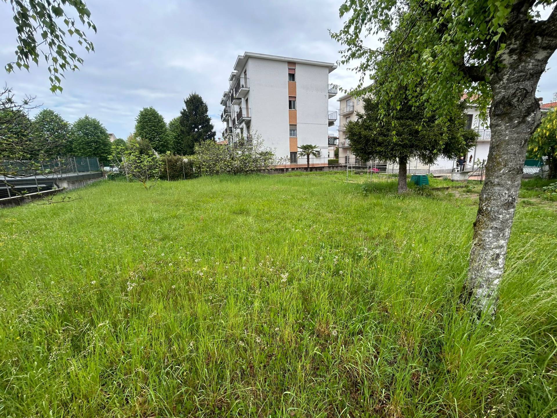 Terreno edificabile in vendita a Solbiate Olona