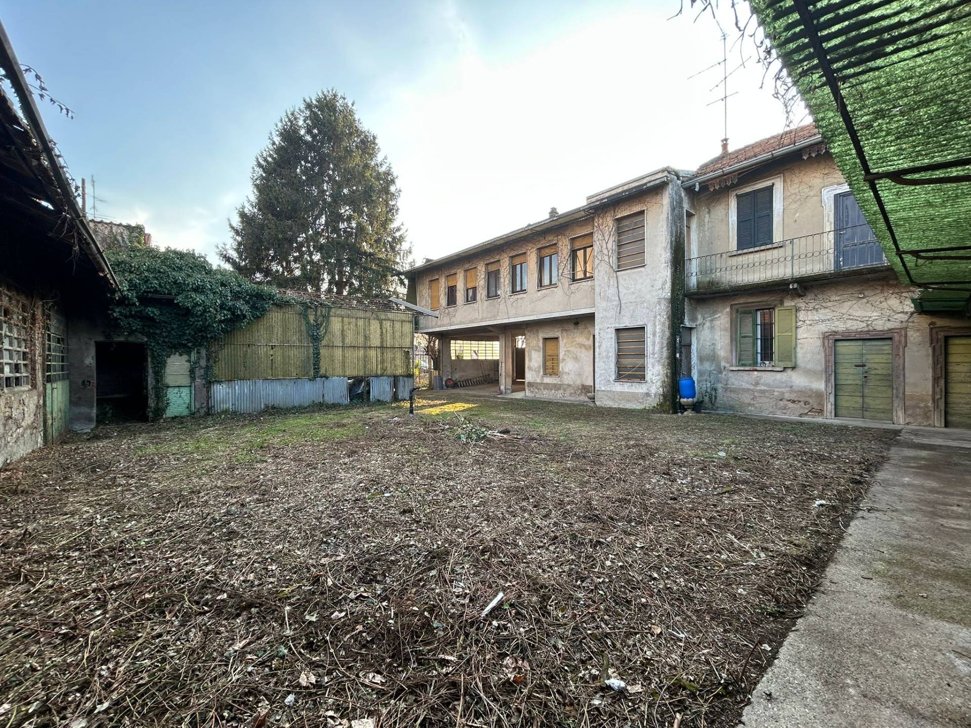 Casa indipendente in vendita a Solbiate Olona