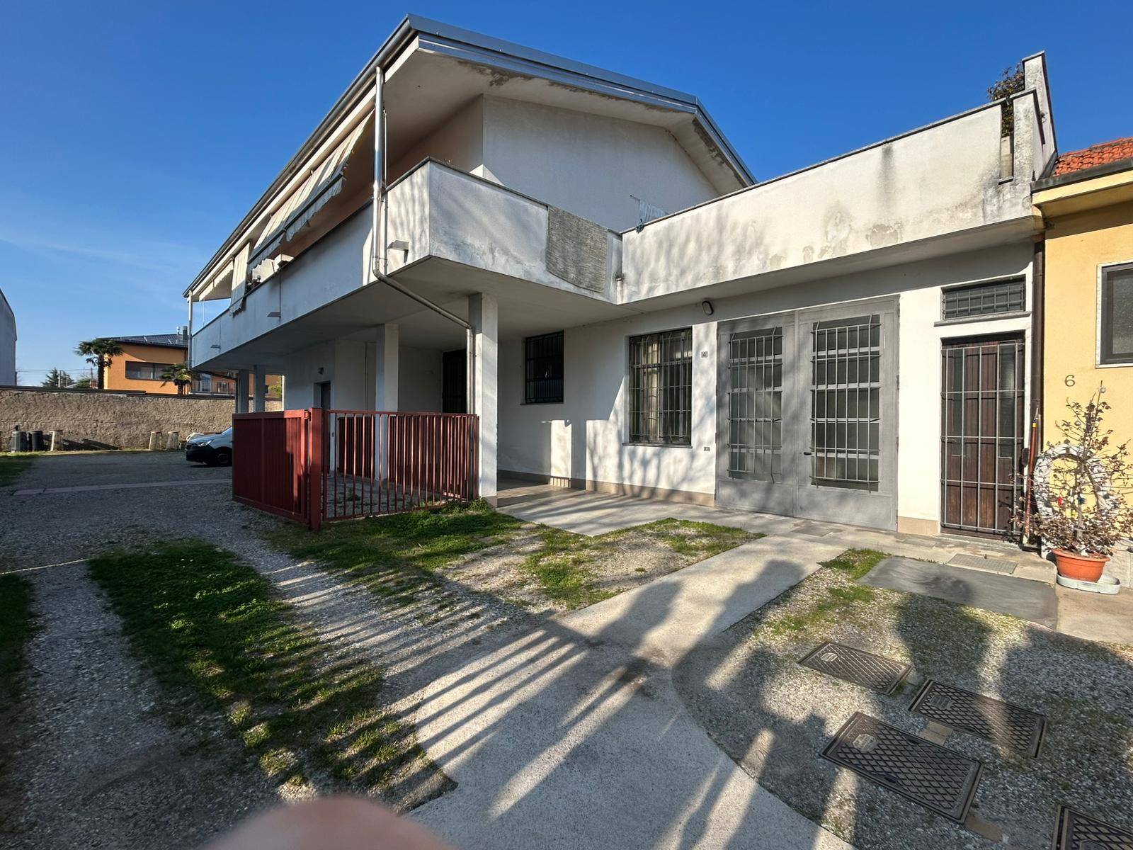 Capannone in affitto a Solbiate Olona