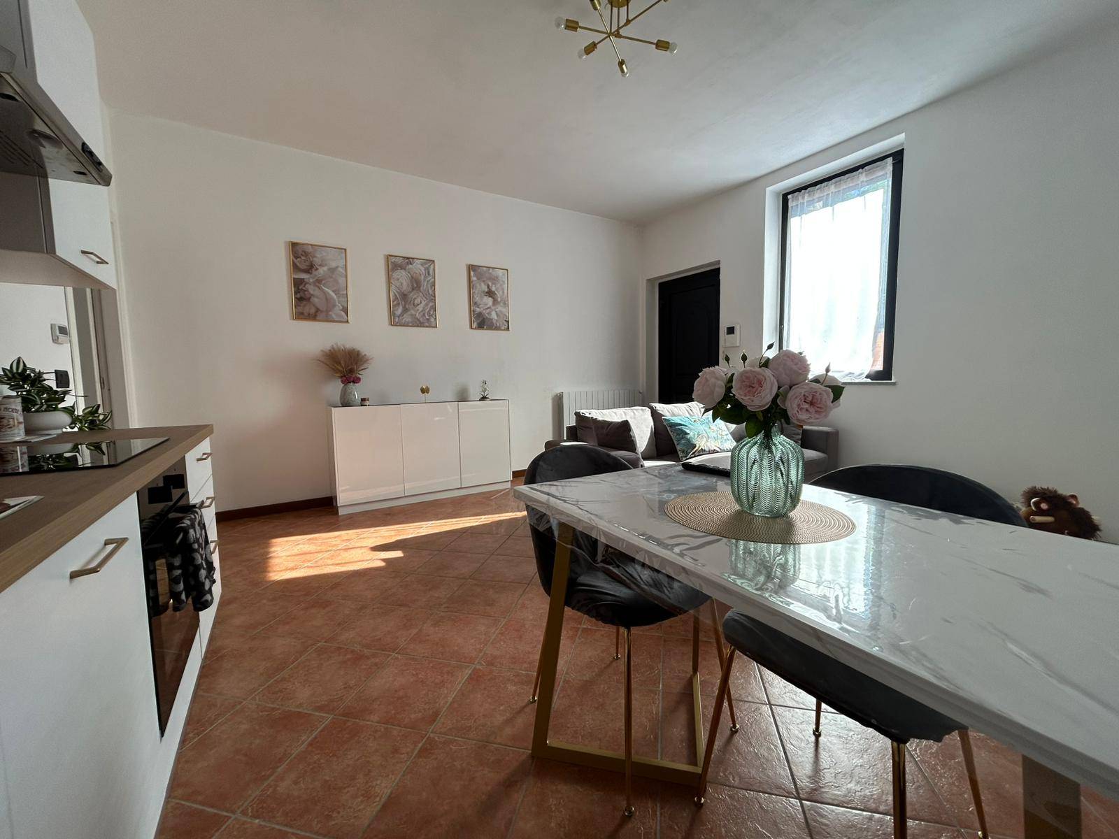 Appartamento in affitto a Marnate