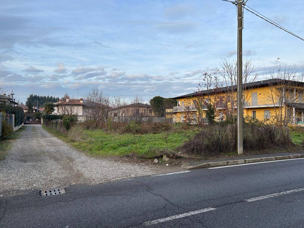 Terreno edificabile in vendita a Solbiate Olona