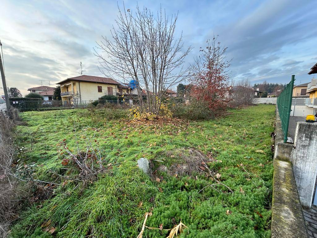 Terreno edificabile in vendita a Solbiate Olona
