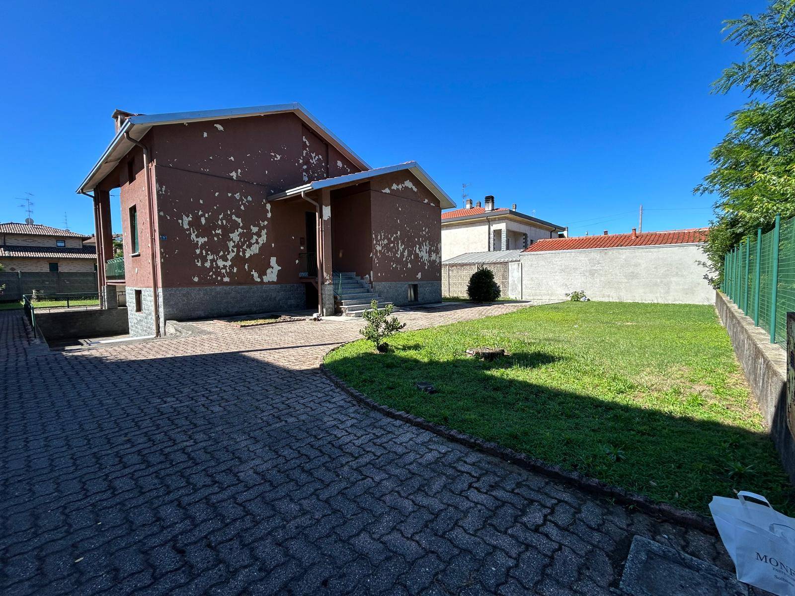 Villa in vendita a Solbiate Olona