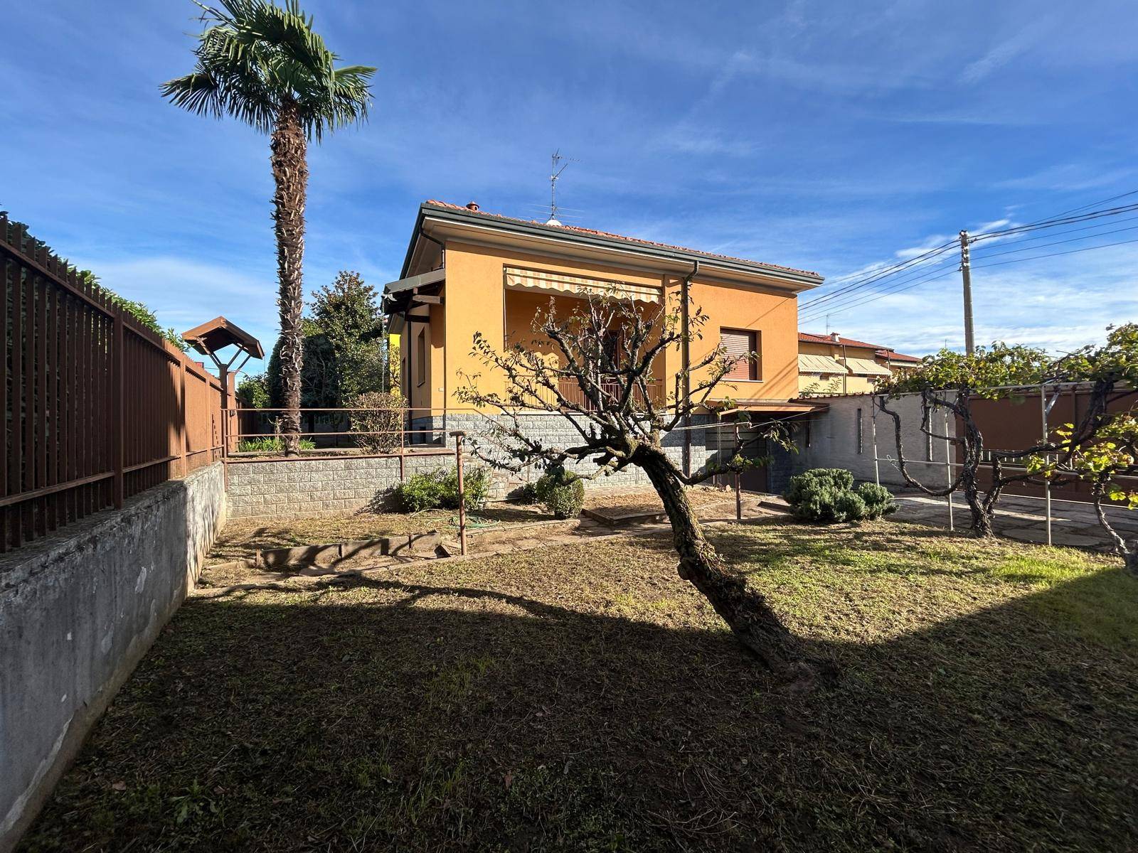Villa in vendita a Solbiate Olona
