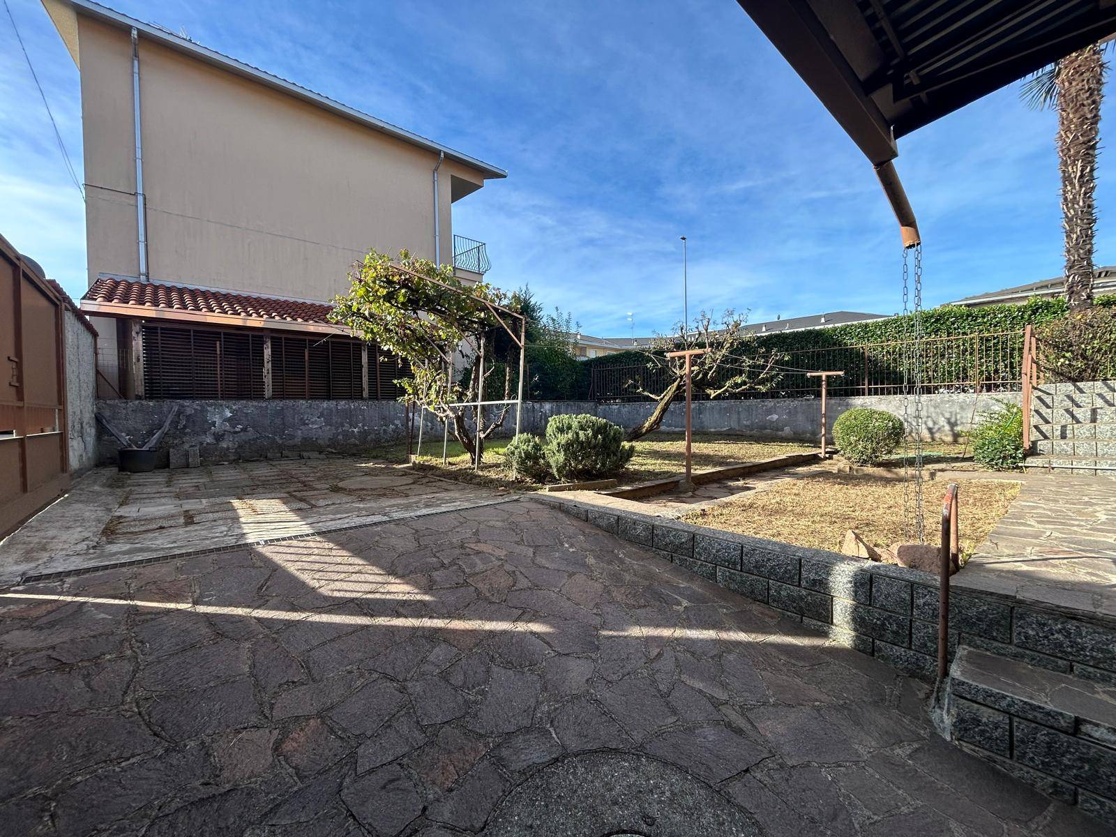 Villa in vendita a Solbiate Olona