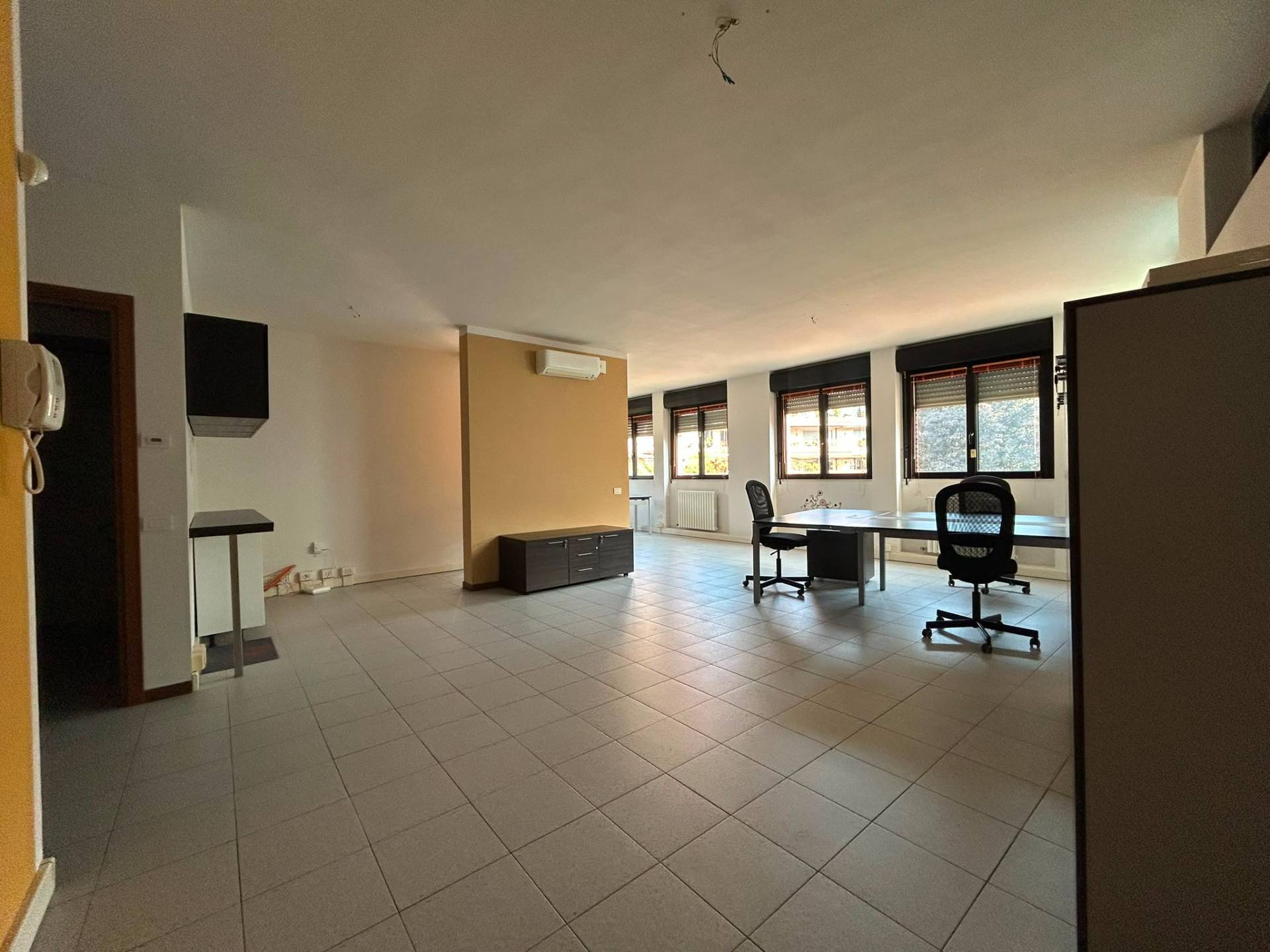 Studio/Ufficio in affitto a Olgiate Olona