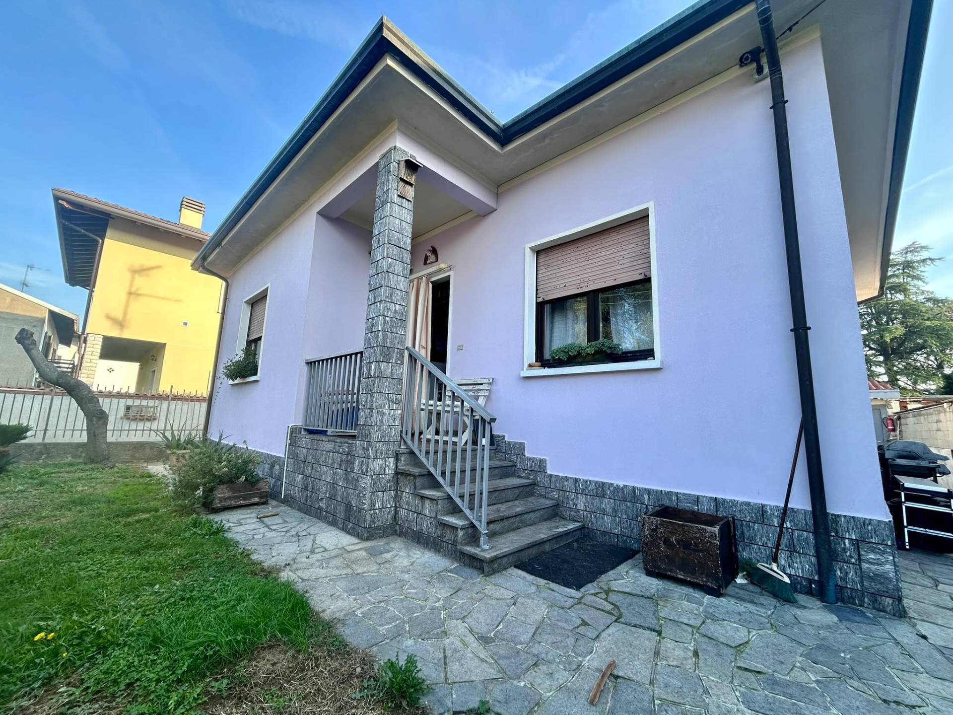Villa in vendita a Solbiate Olona