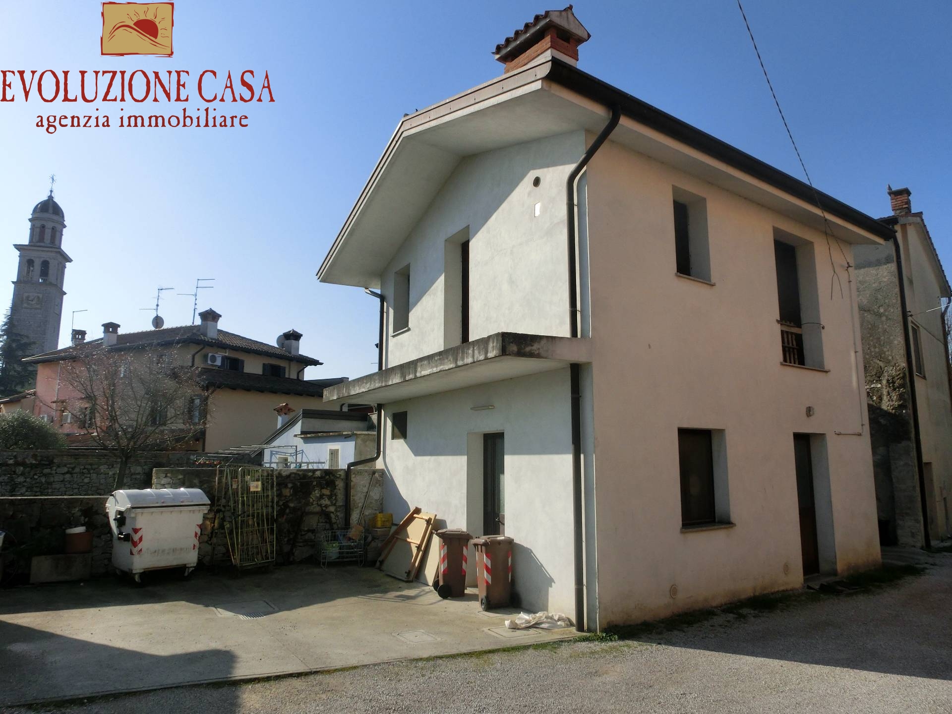 Casa indipendente con terrazzo a San Pier d'Isonzo