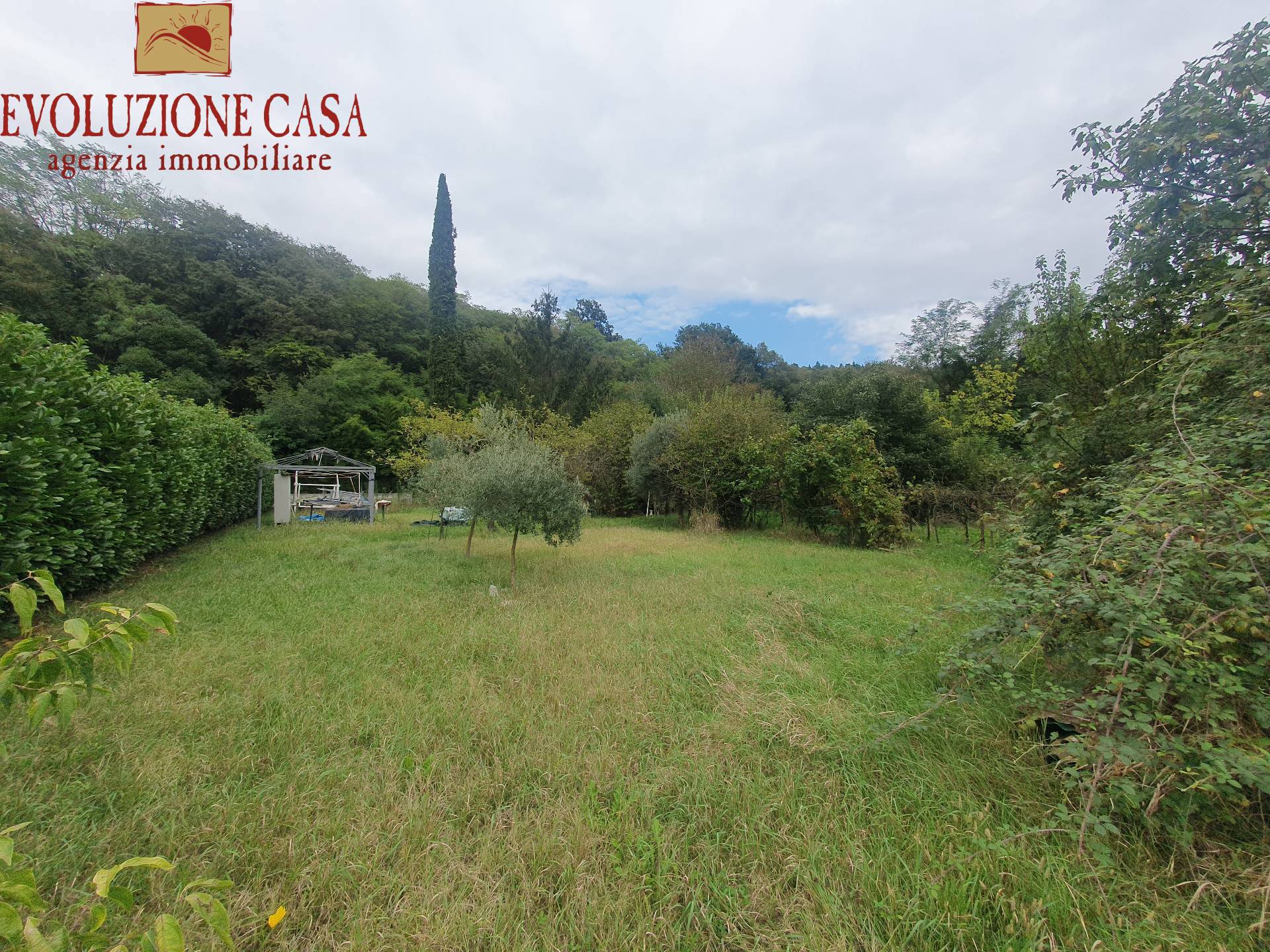 Casa indipendente da ristrutturare, Sagrado poggio terza armata