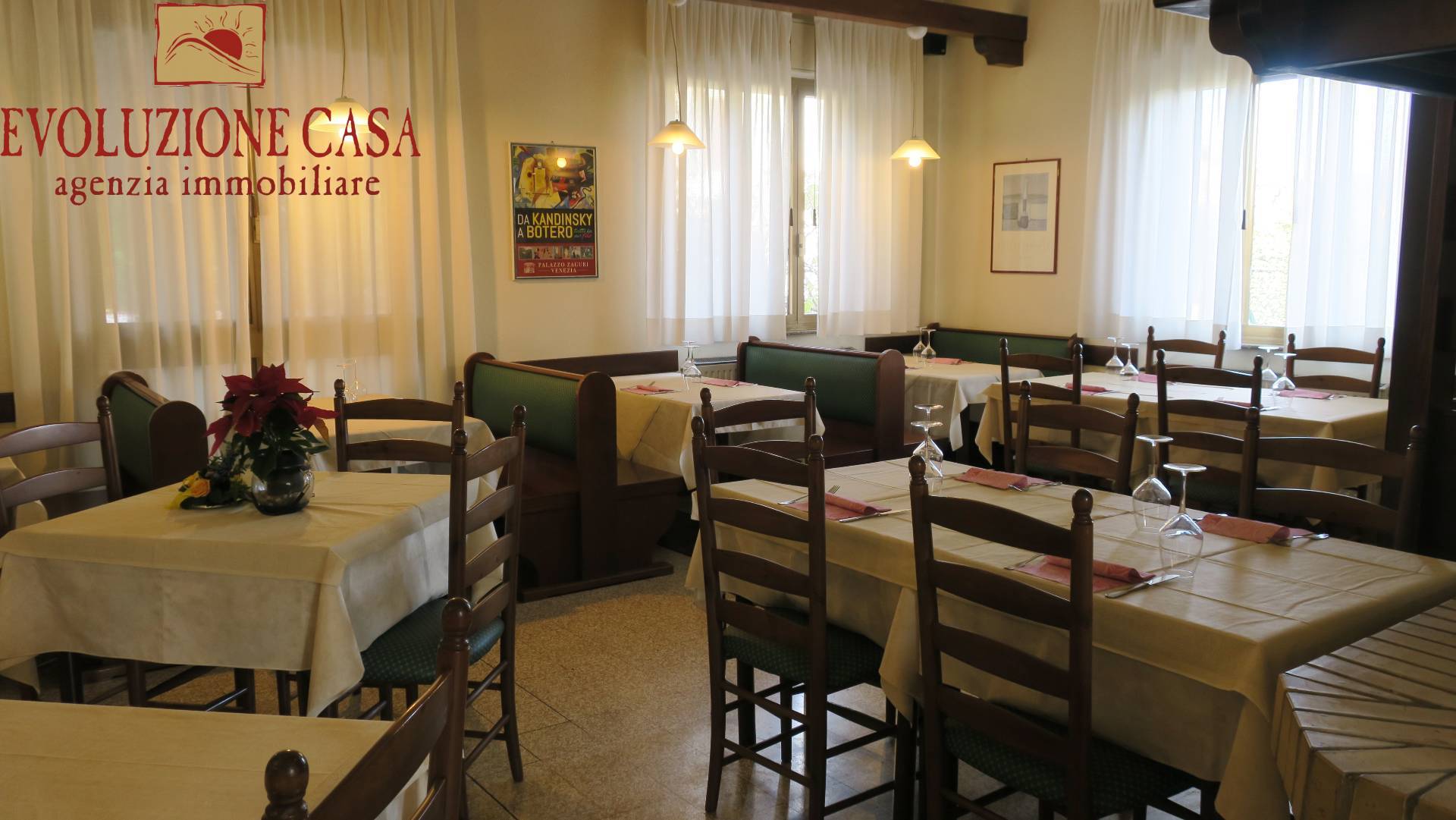 Attivit commerciale in vendita a Staranzano