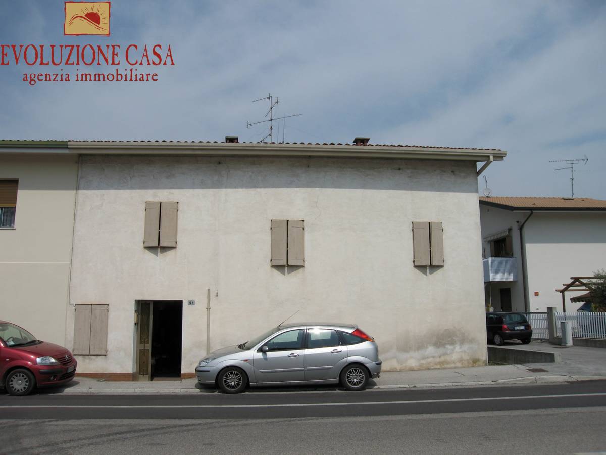 Casa accostata in vendita a Farra d'Isonzo