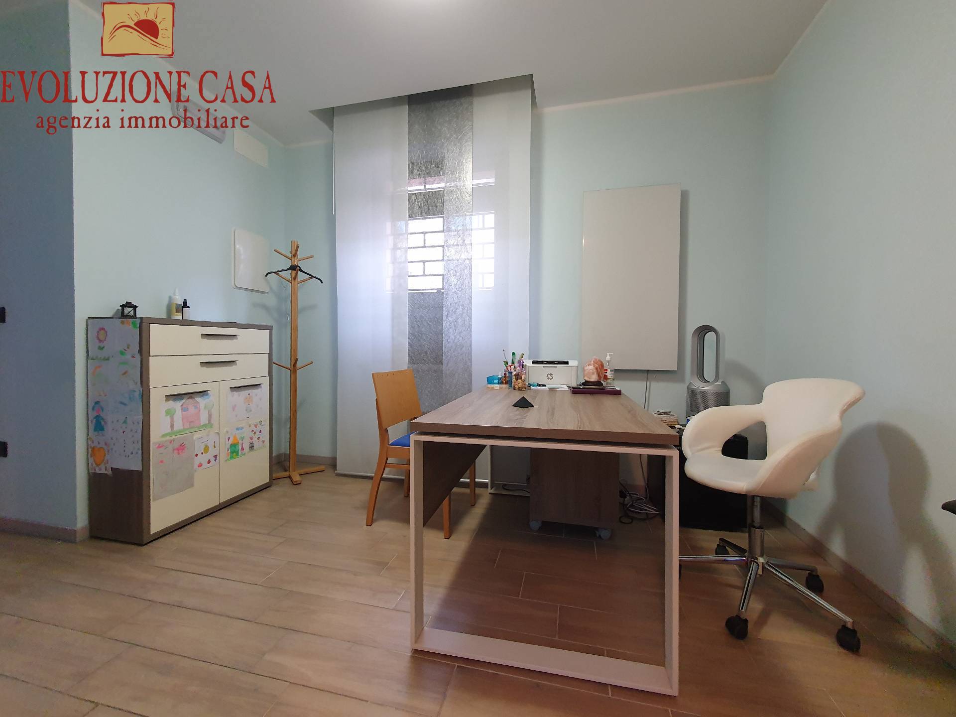 Ufficio-Studio in vendita a Monfalcone, Centro