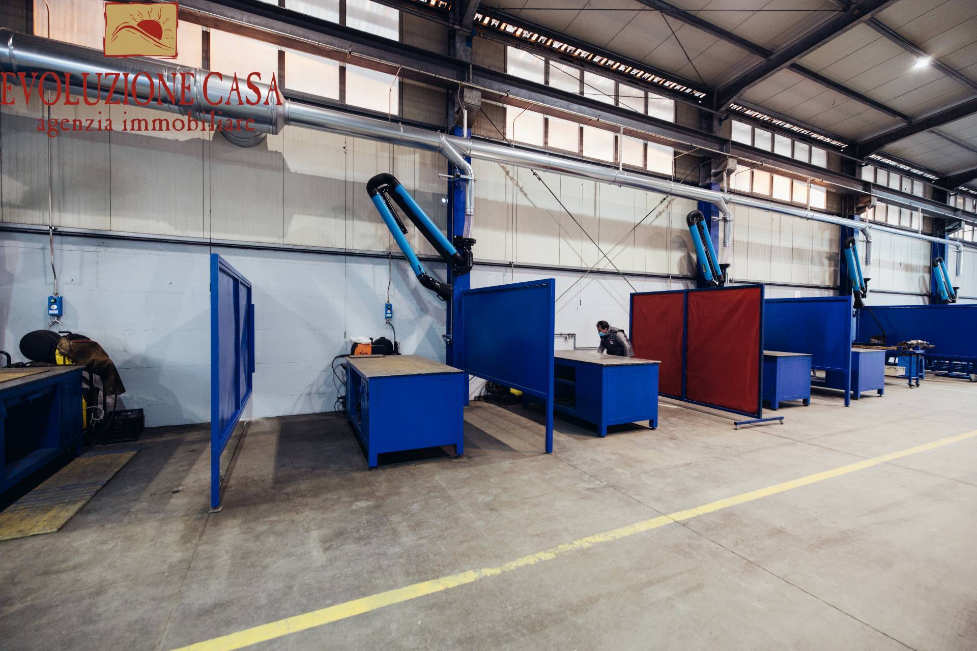 Capannone in vendita a Monfalcone, Schiavetti