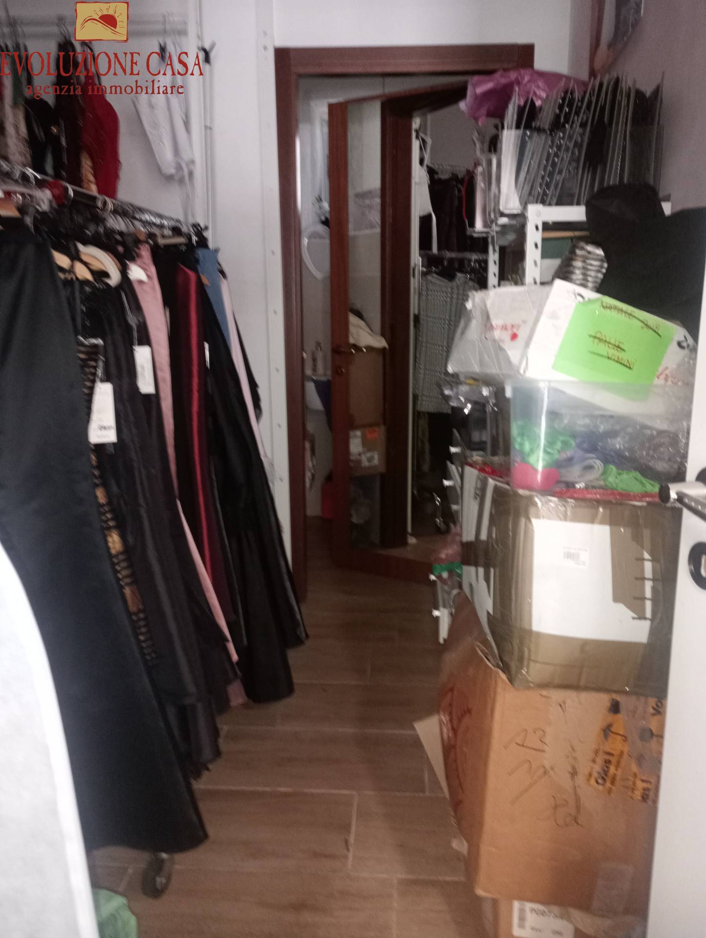 Locale commerciale in vendita a Monfalcone