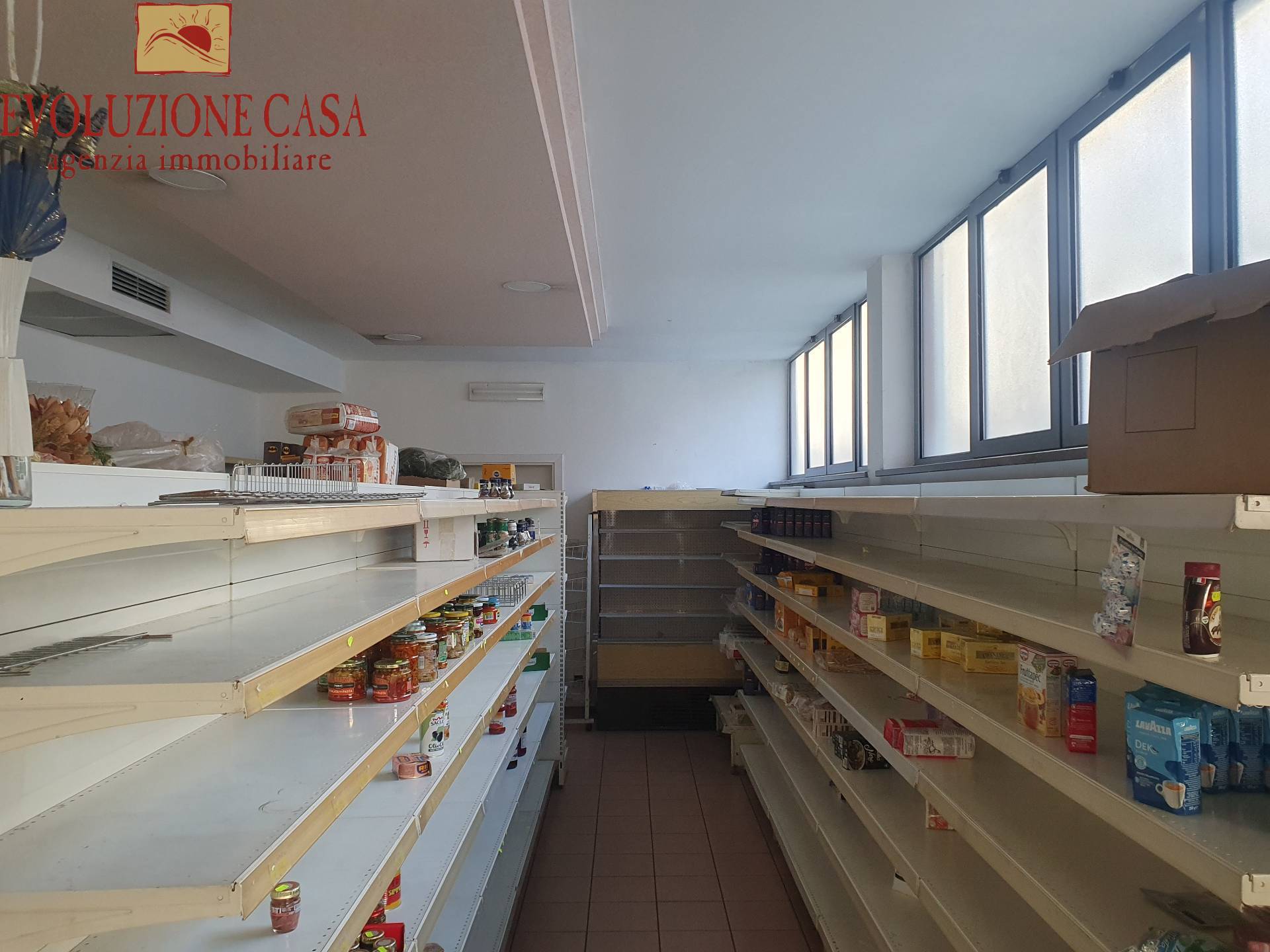 Locale commerciale in affitto a San Pier d'Isonzo