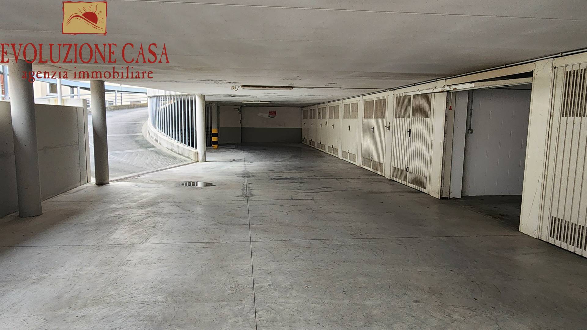 Box o garage in vendita a Monfalcone, Centro